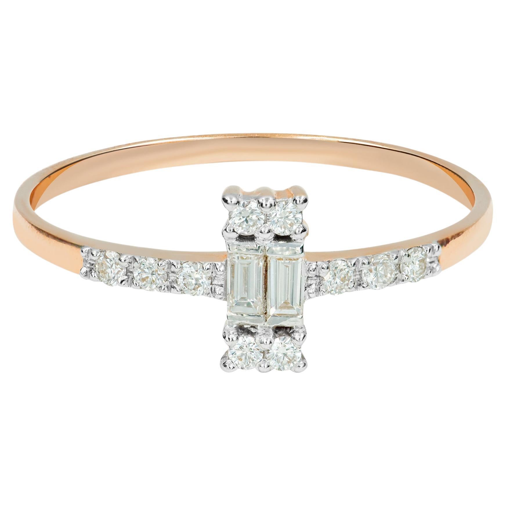 Bague de mariage minimaliste en or 14 carats avec diamants baguettes