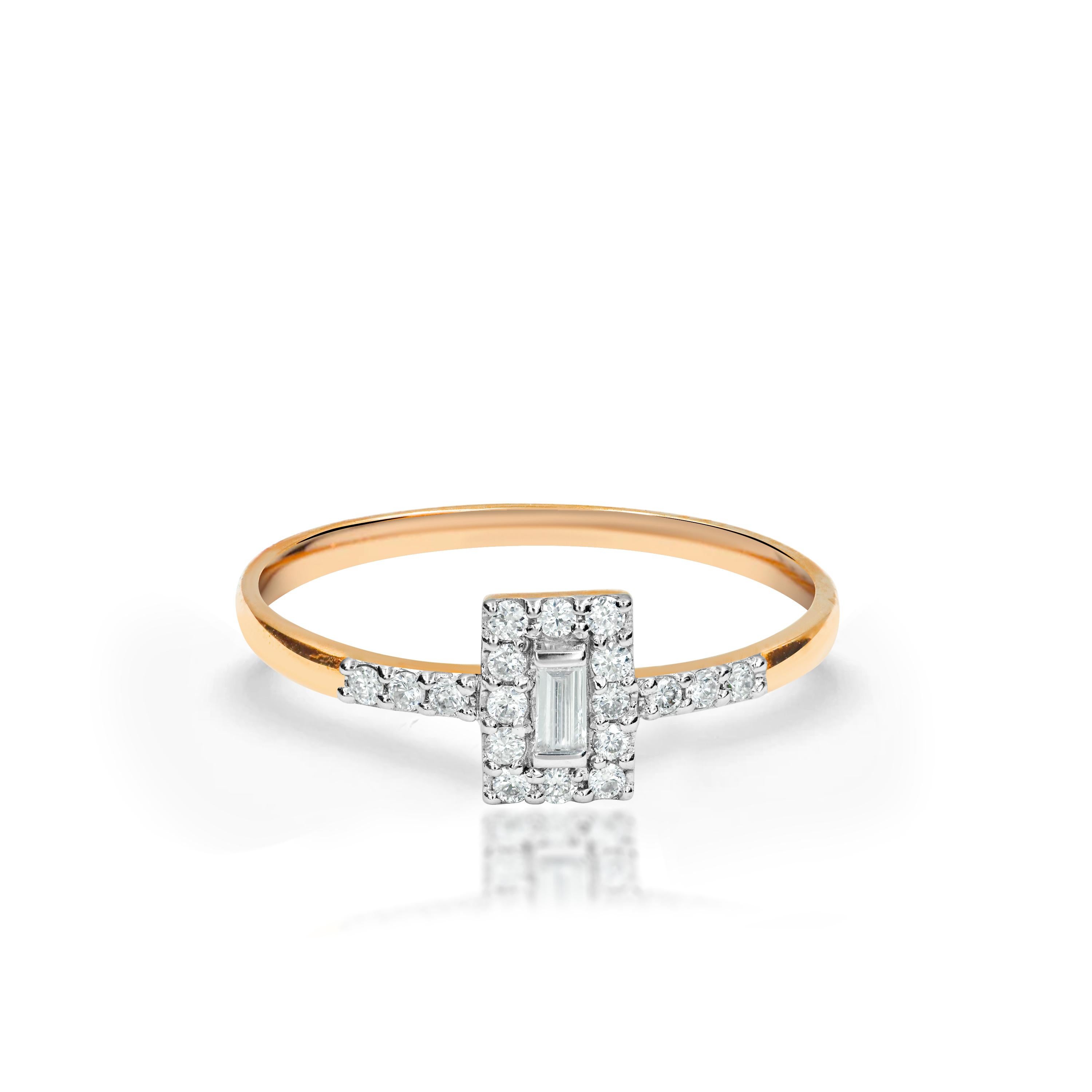 En vente :  Bague de fiançailles en or 14 carats avec diamants taille baguette 2