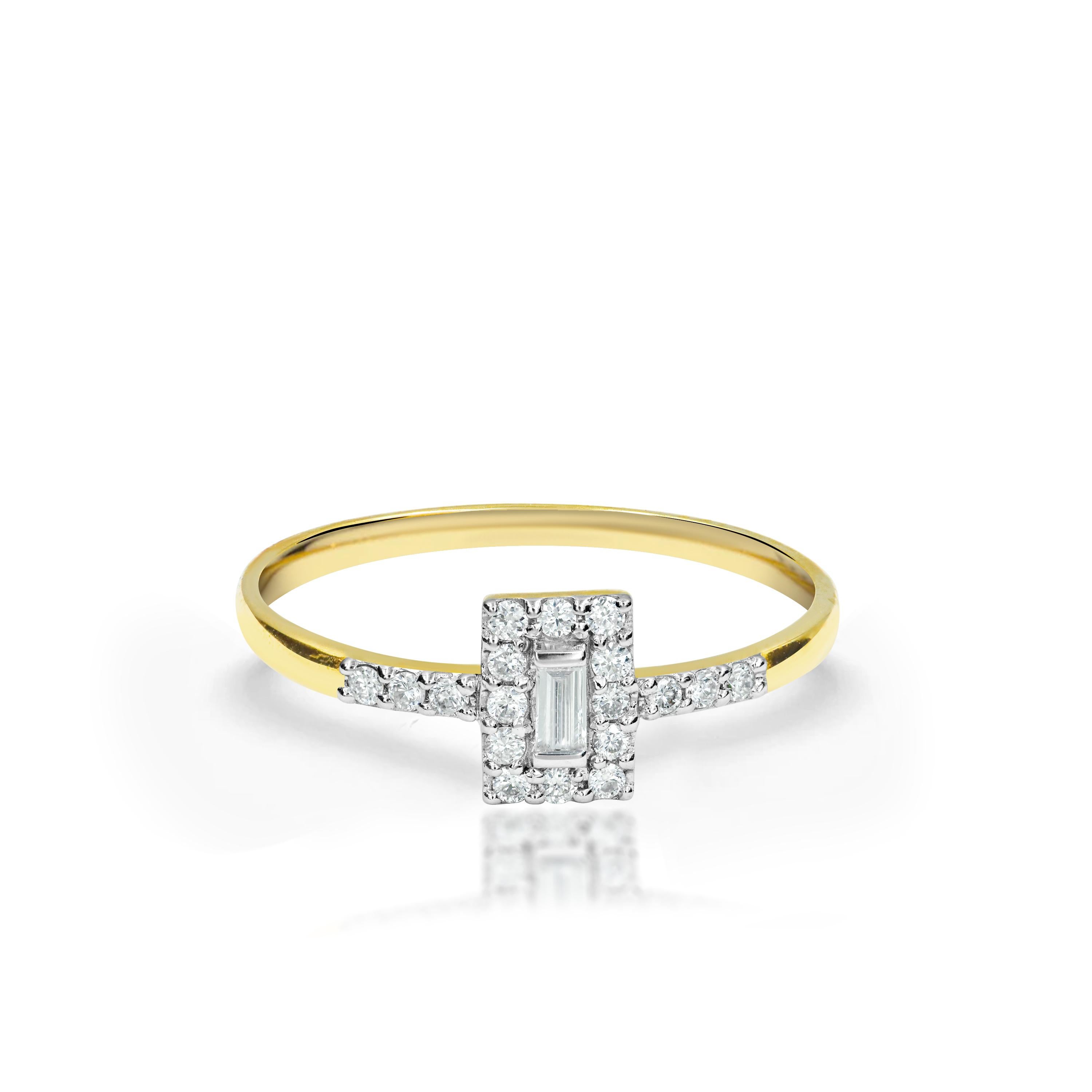 En vente :  Bague de fiançailles en or 14 carats avec diamants taille baguette 3