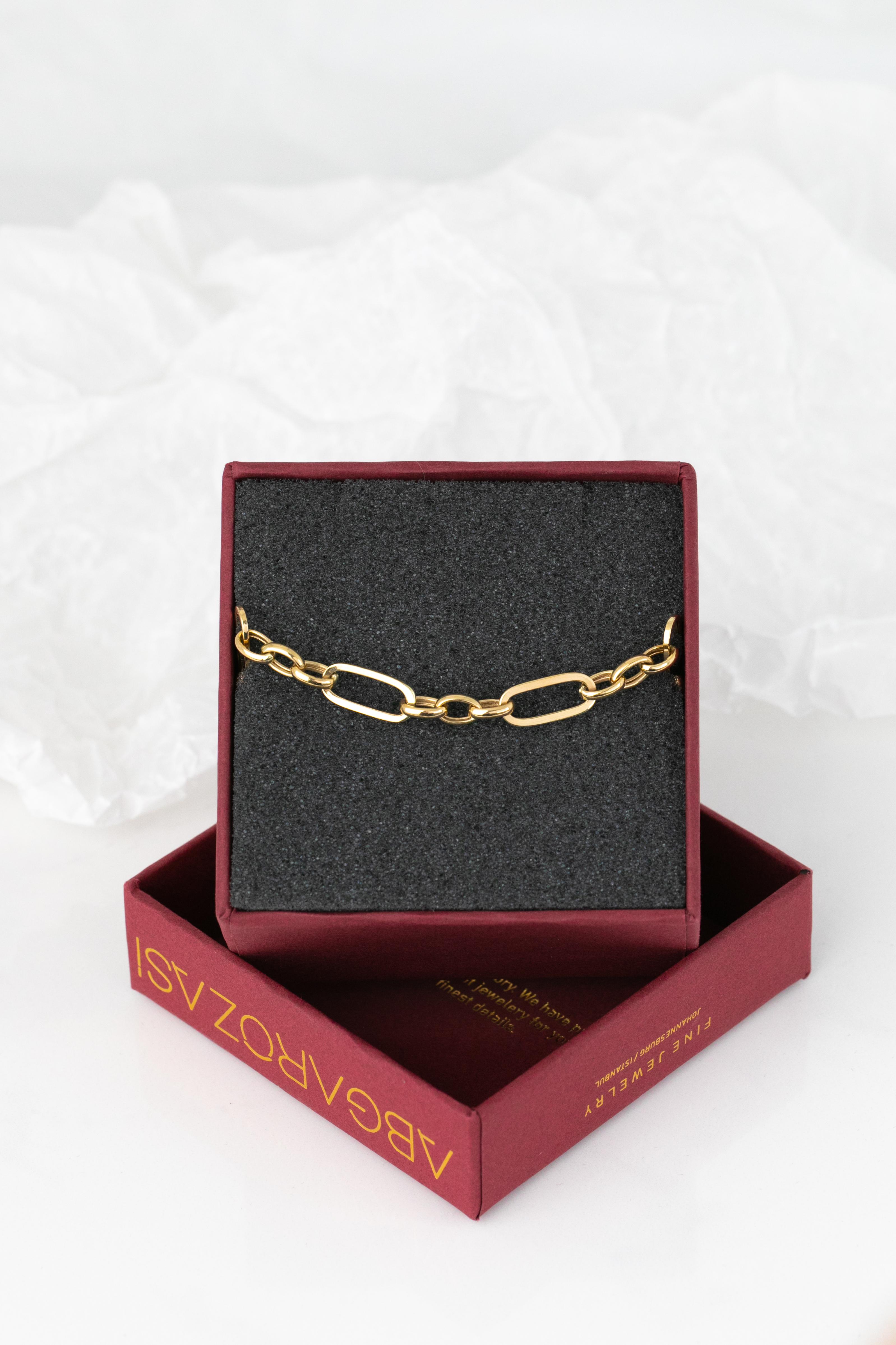 14k Gold Bangle Paper Clip Chain Bracelet For Sale 4