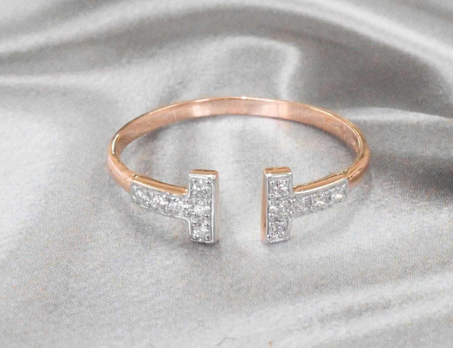 Im Angebot: 14k Gold Bar-Ring mit zwei Bar-Diamant-Ring und doppeltem Bar-Ring () 3