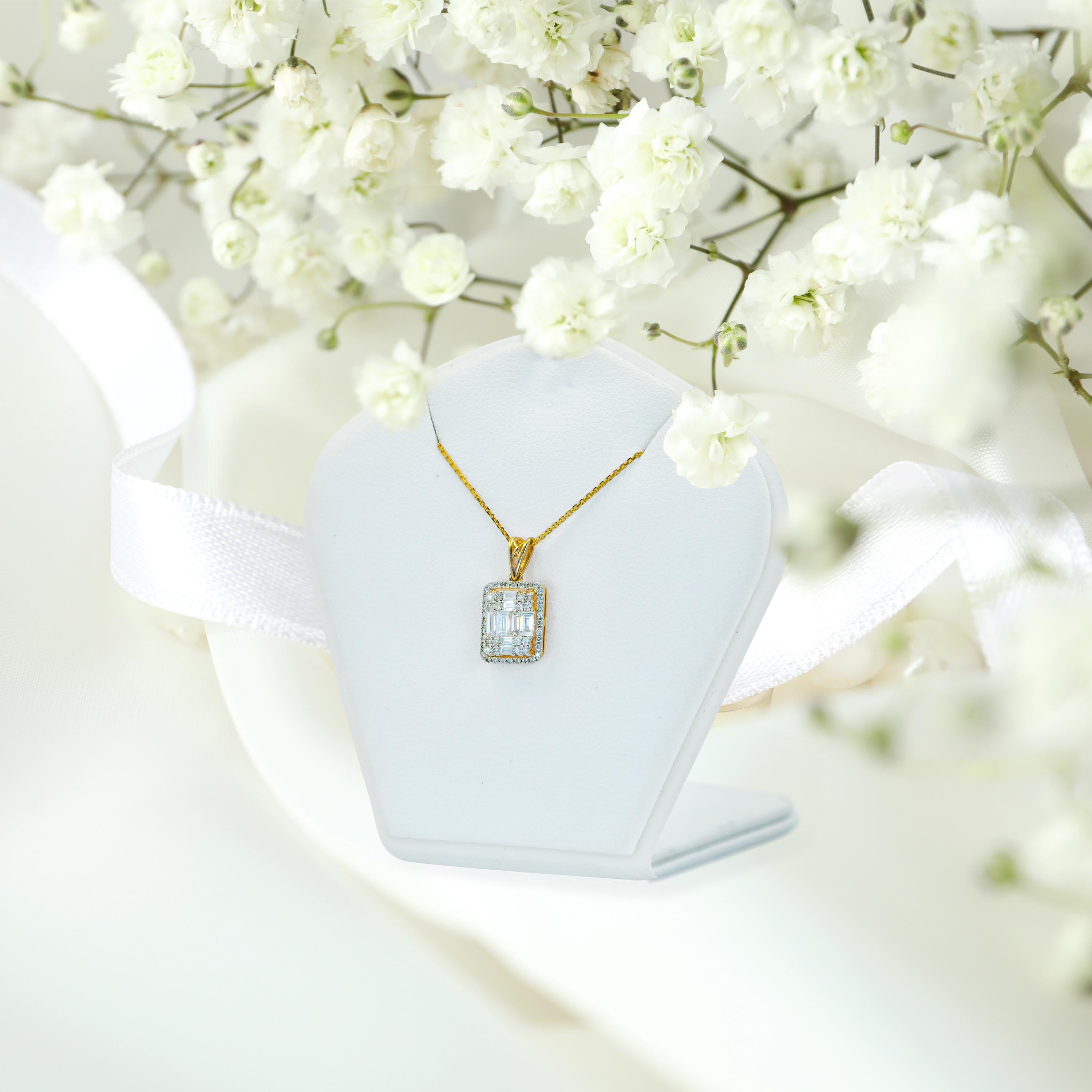 14k Gold Big Diamond Baguette Necklace For Sale 1