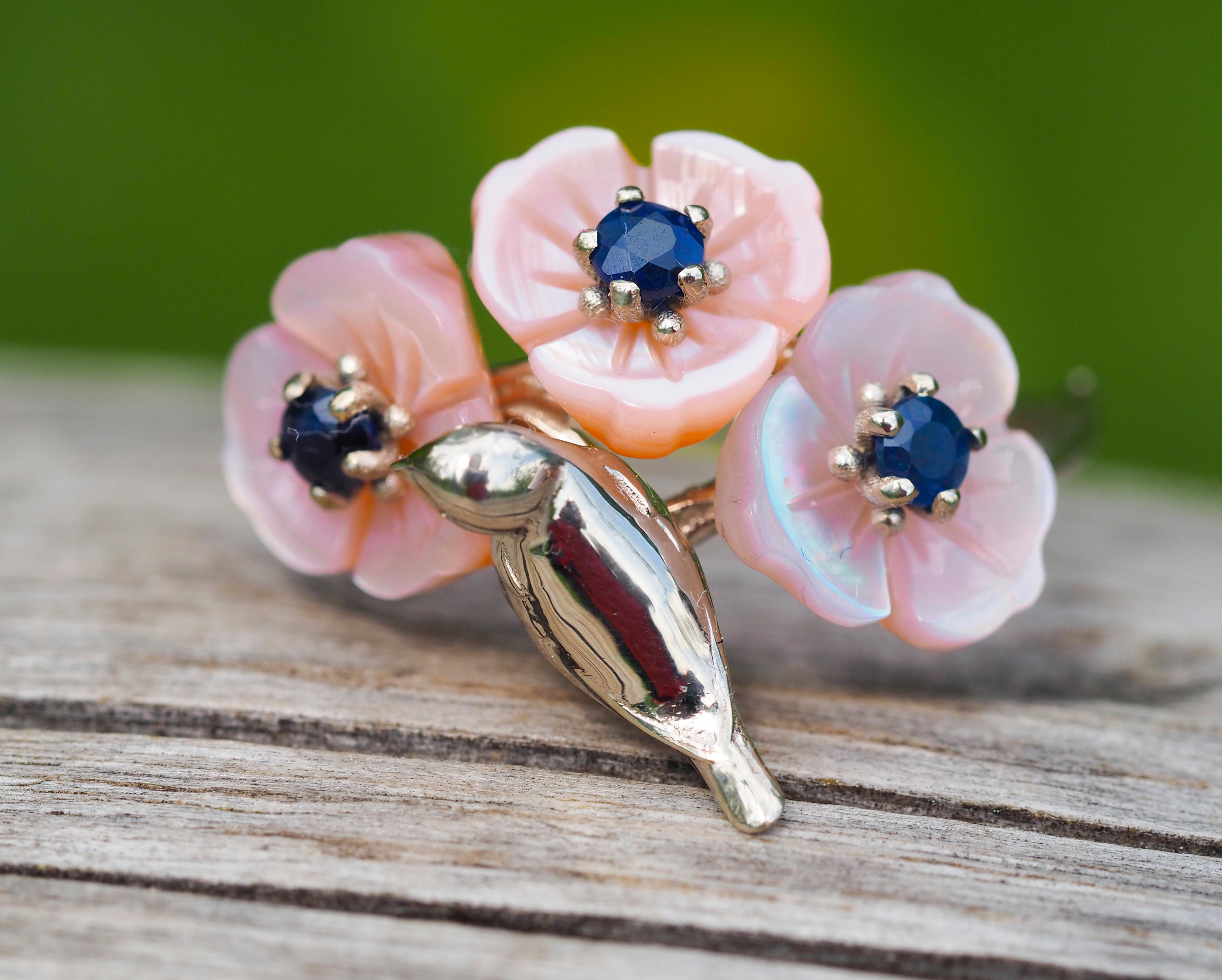 14k Gold Bird on Branch Ring with Sapphires and Carved Mother of Pearl Flowers In New Condition In Istanbul, TR