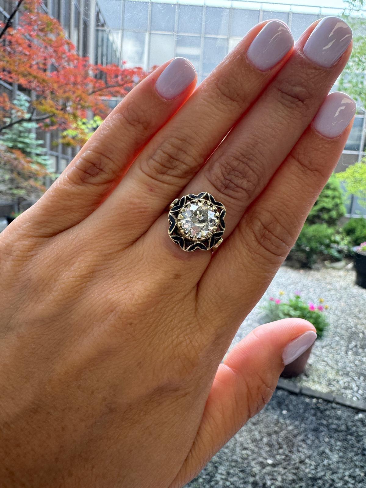 Anello in oro 14K e smalto nero con diamante taglio vecchia miniera da 2,65 carati in vendita 1