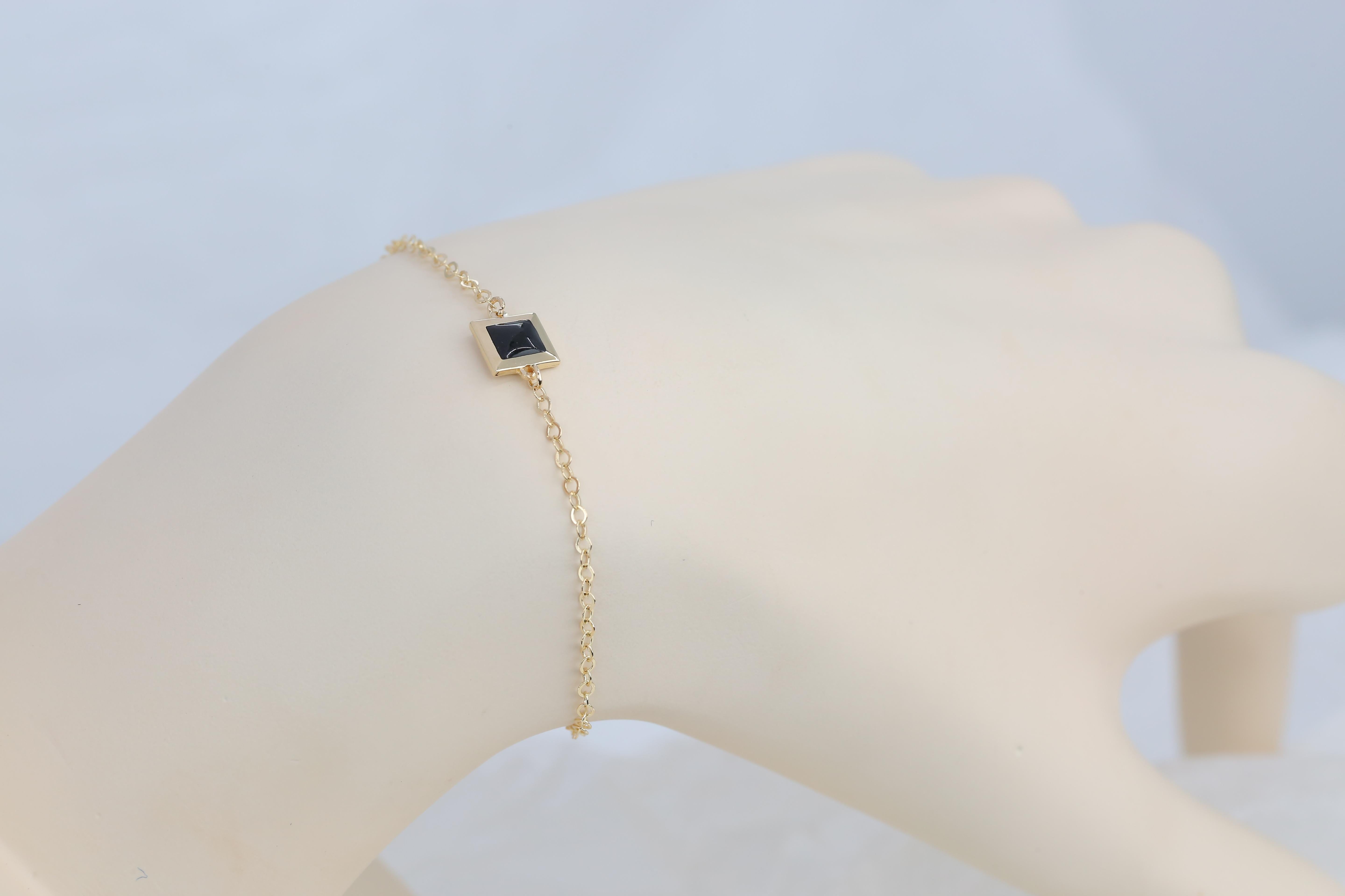14K Gold Black Enameled Square Shaped Charm Dainty Bracelet For Sale 3