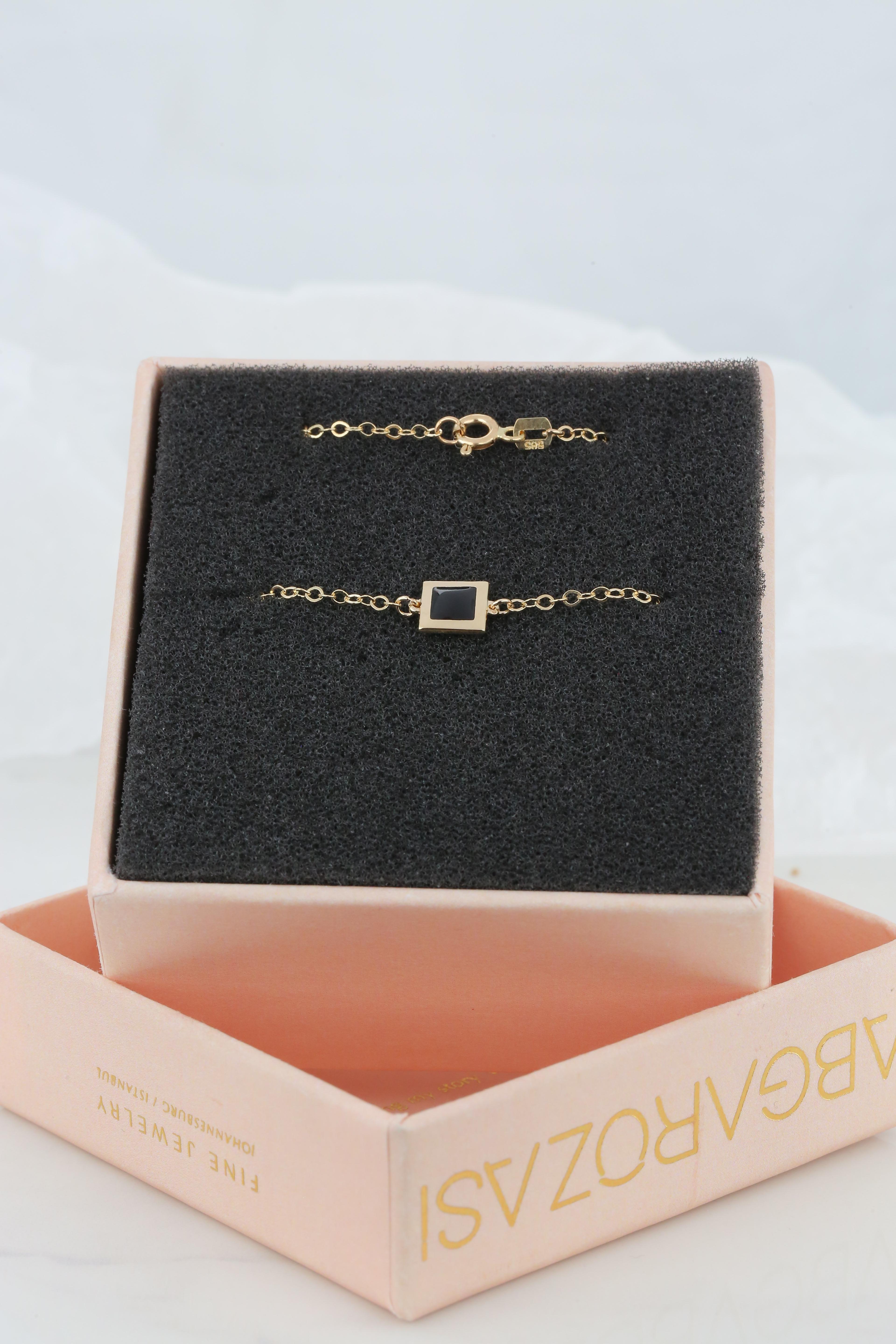 14K Gold Black Enameled Square Shaped Charm Dainty Bracelet For Sale 4