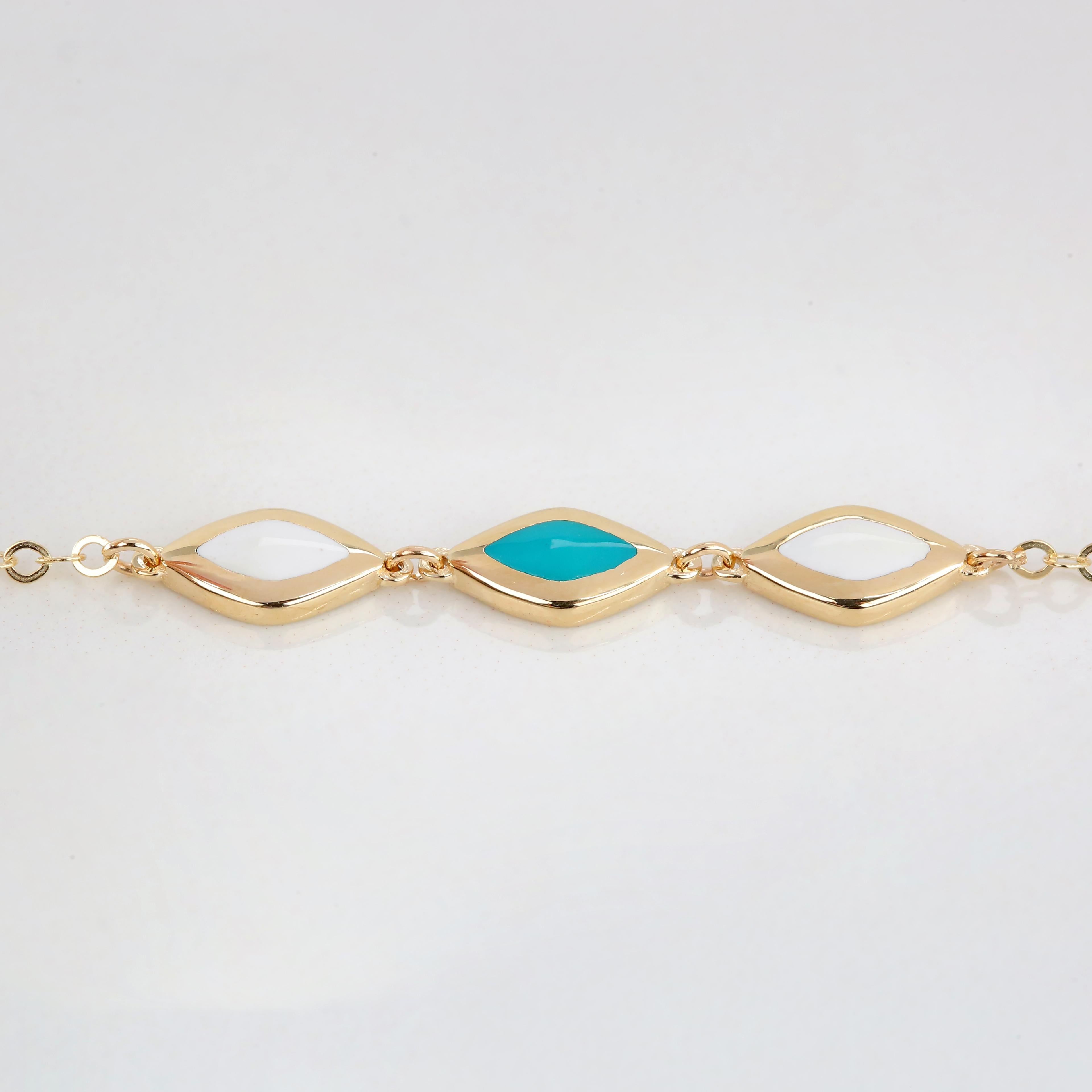 14K Gold Blue and White Enameled Rhombus Dainty Bracelet In New Condition For Sale In ISTANBUL, TR