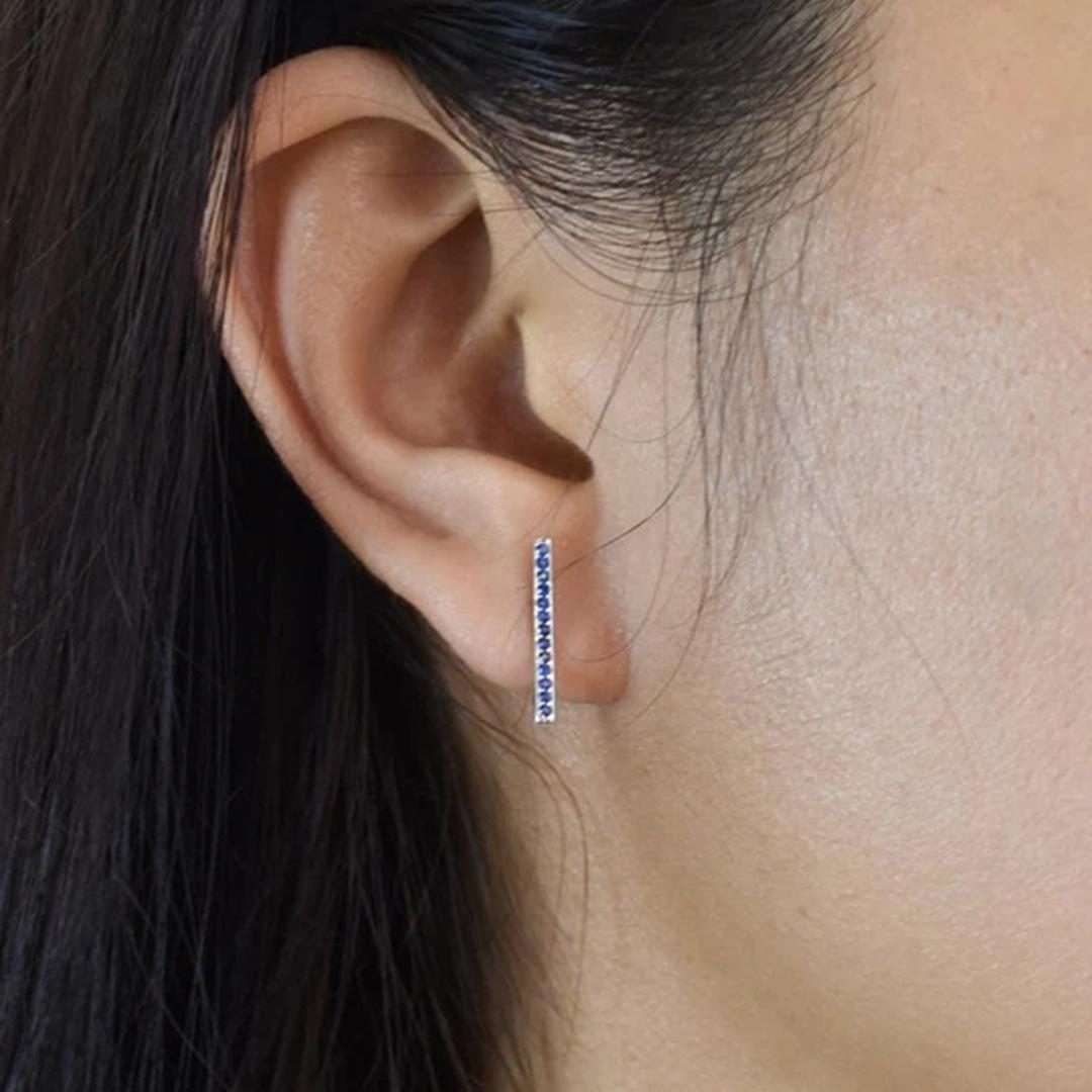 Modern 14K Gold Blue Sapphire 26 Pcs Sapphire Stud Earrings Bar Earrings For Sale
