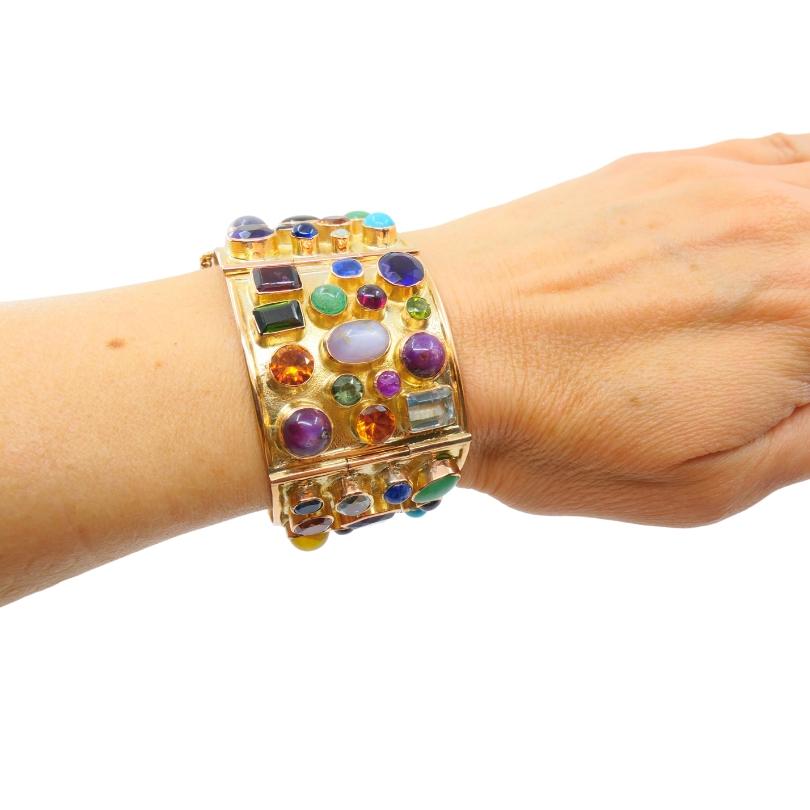 14k Gold Bracelet Cabochon Gemstones Vintage Jewelry In Excellent Condition In Beverly Hills, CA