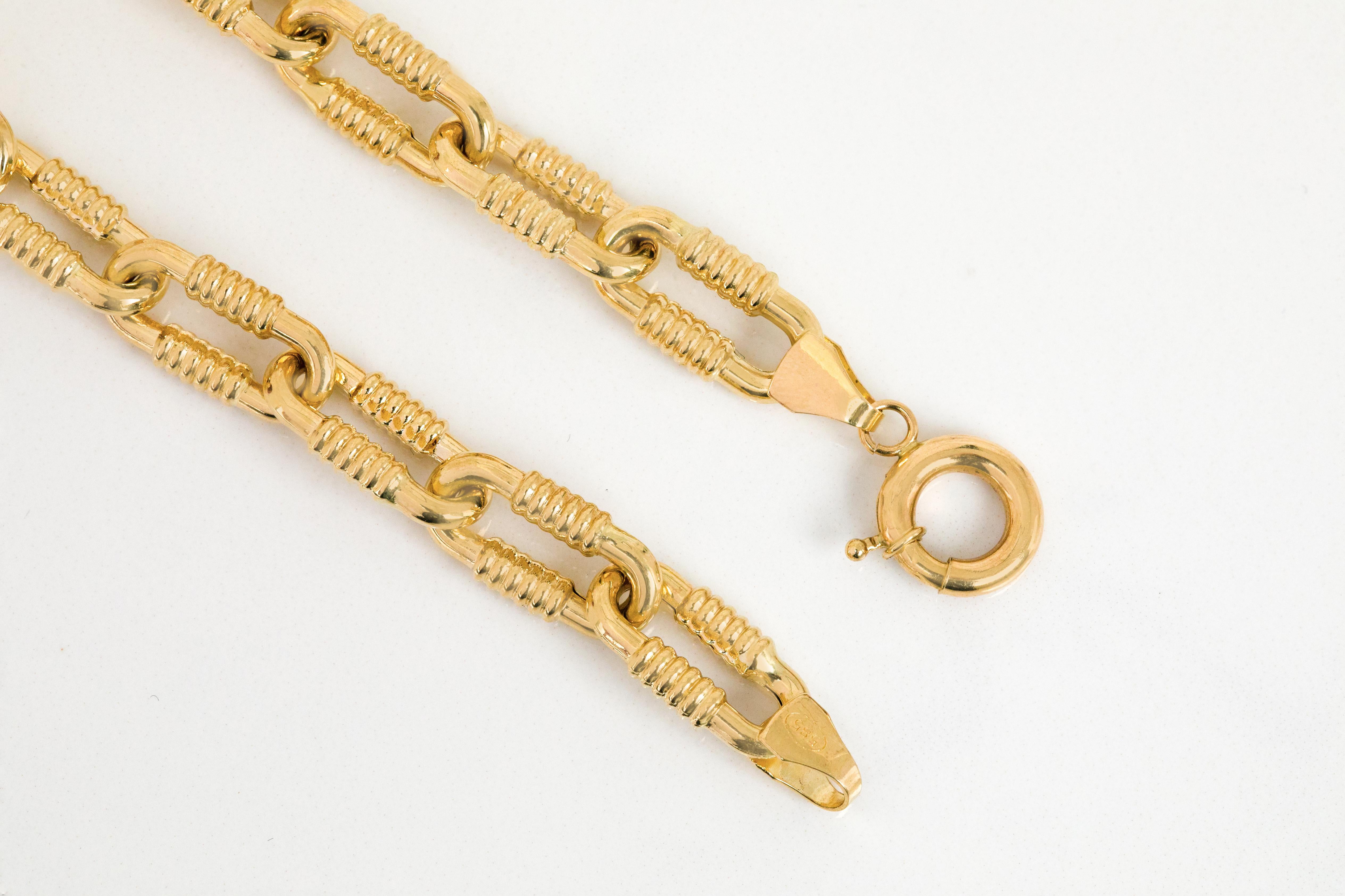 14k Gold Bracelet Patterned Paperclip Chain Model Bracelet For Sale 5