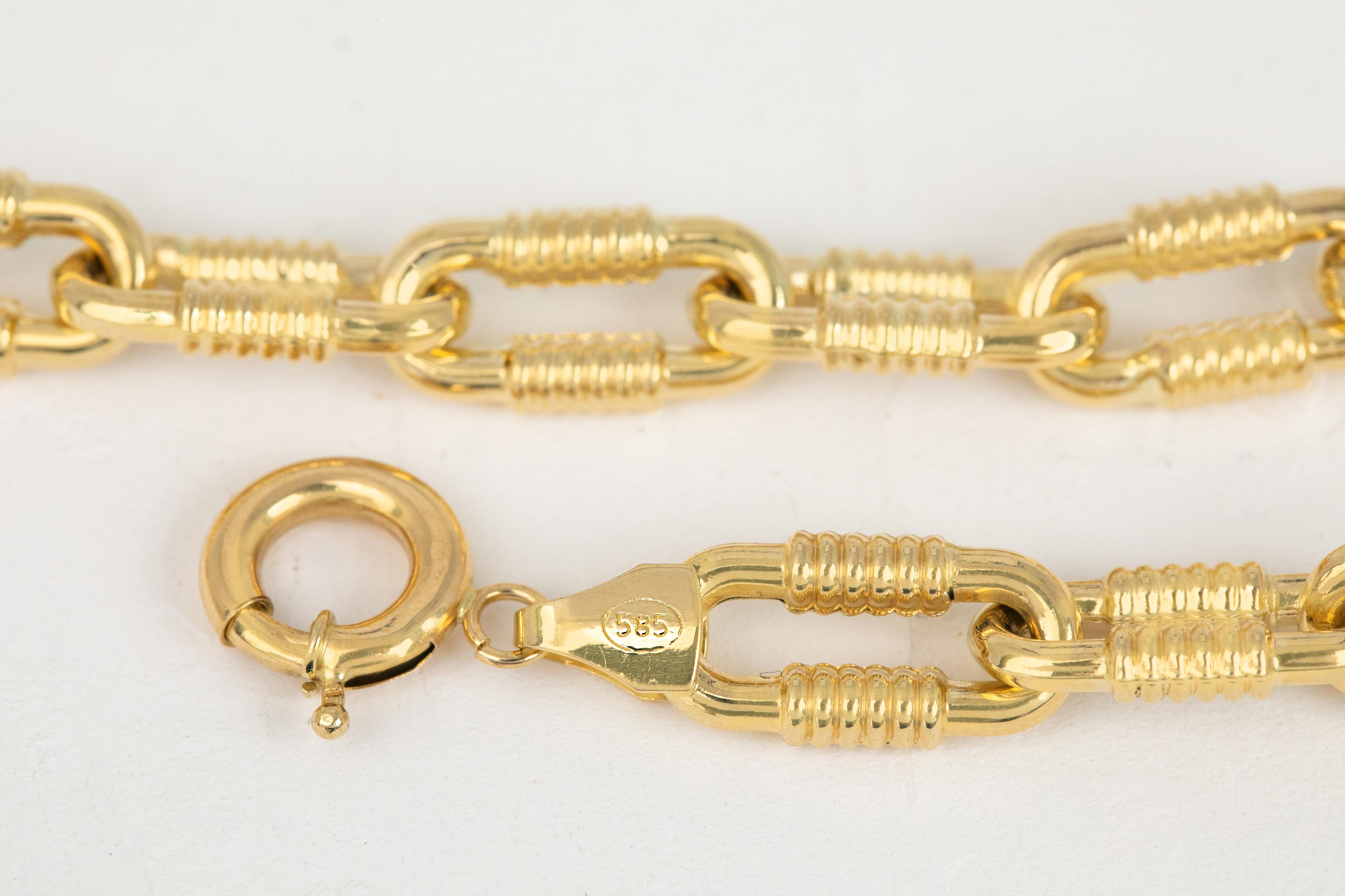 14k Gold Bracelet Patterned Paperclip Chain Model Bracelet For Sale 4