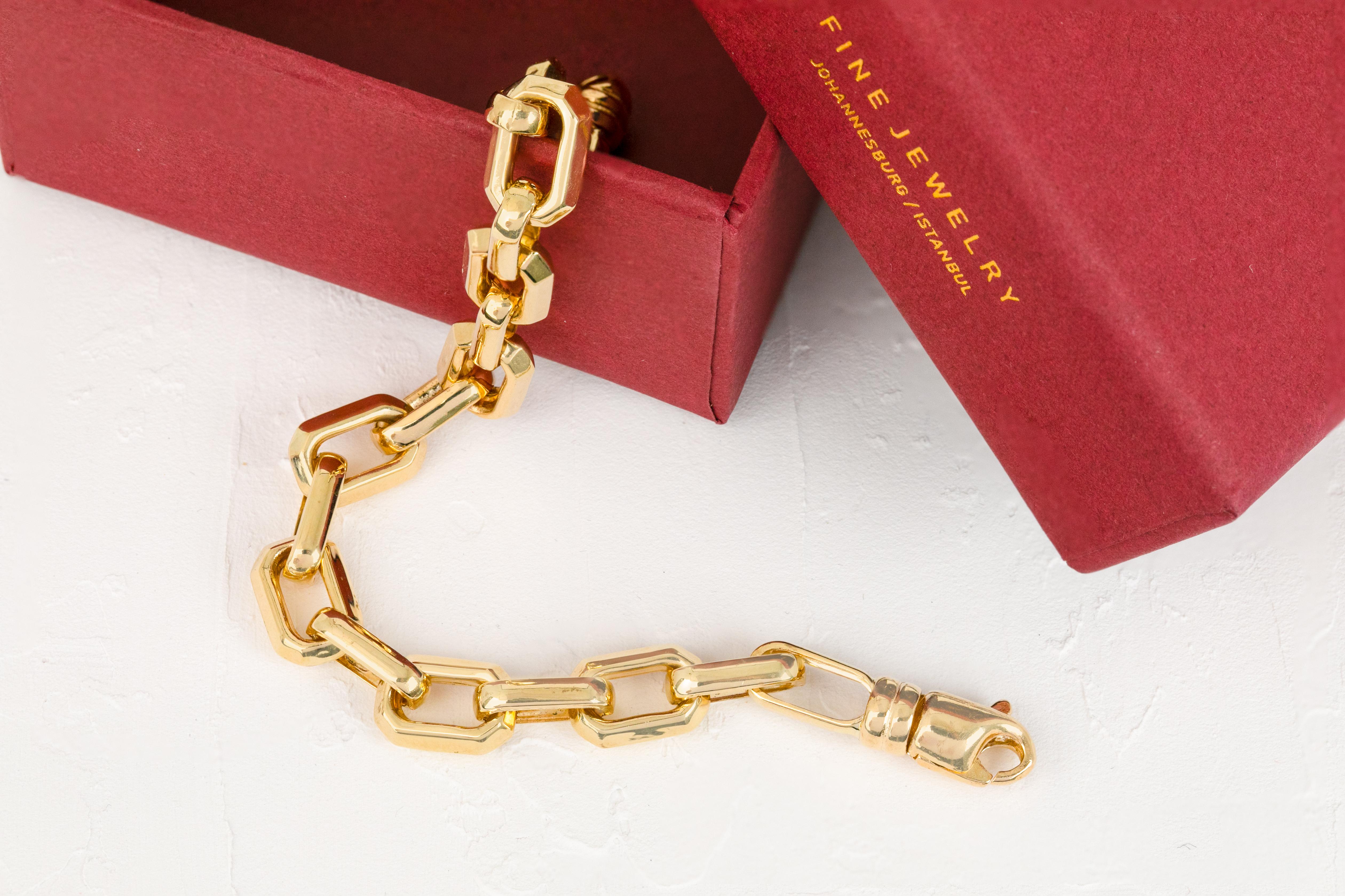  14K Gold Bracelet Shaved Forse Model Chain Bracelets Pour femmes en vente