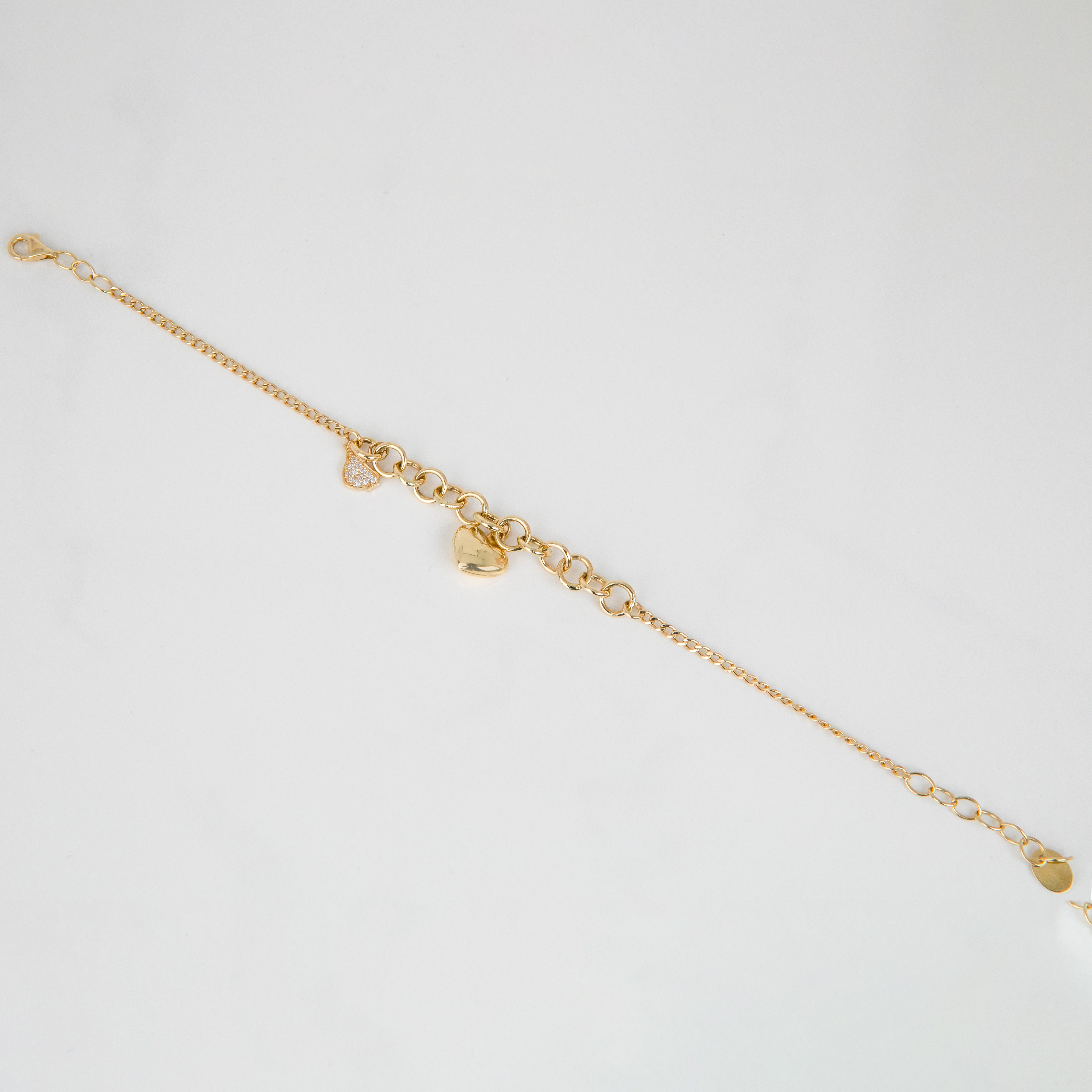 Contemporary 14k Gold Bracelet with Bold Chain, 14k Gold Chain and Heart Sembol Bracelet For Sale