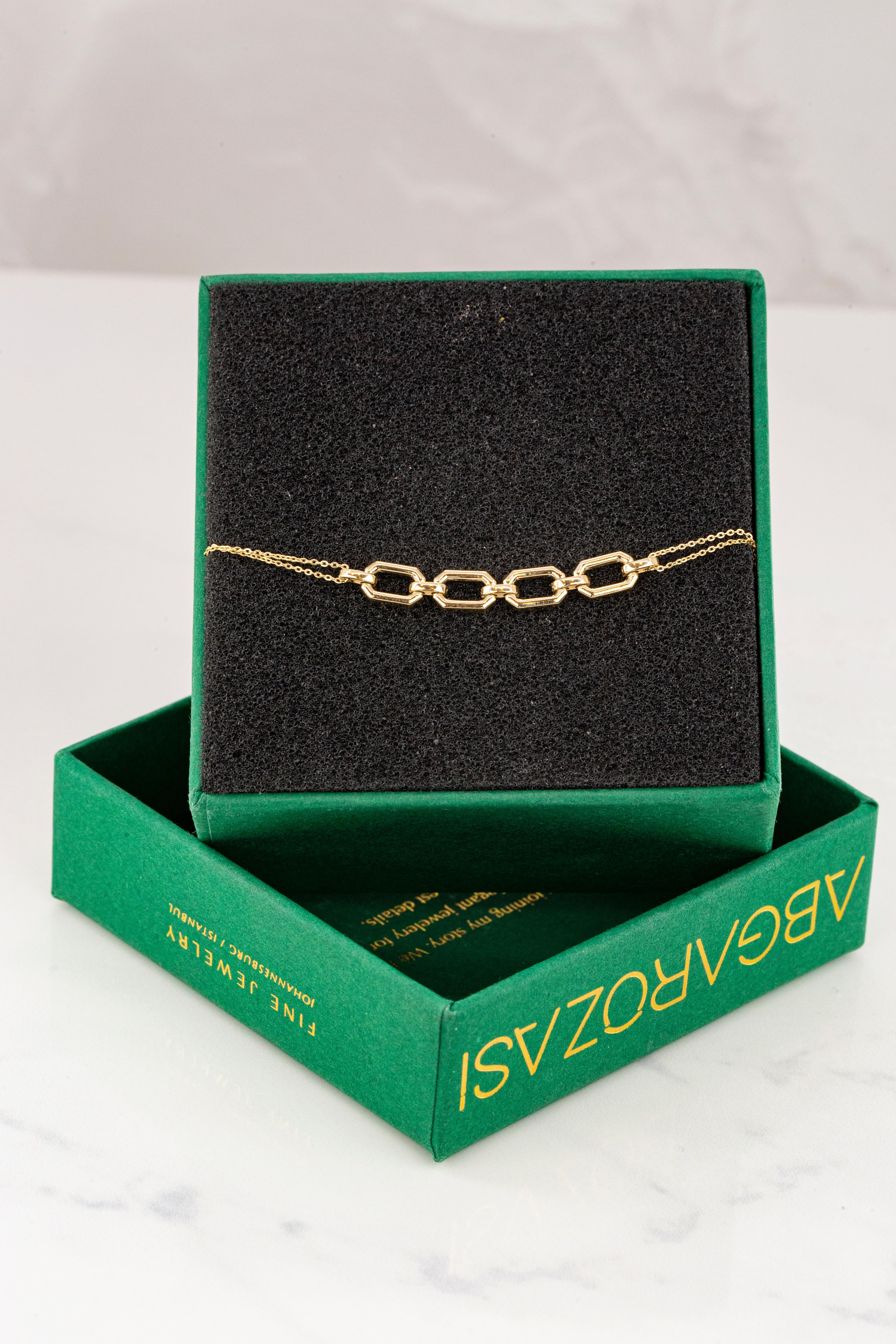 Bracelet en or 14K avec chaîne audacieuse, bracelet en chaîne en or 14k, bracelet rectangle bracelet délicat créé par les mains de la chaîne aux formes des pierres. De bonnes idées de bracelet délicat ou de bracelet empilable pour elle.

Ce bracelet