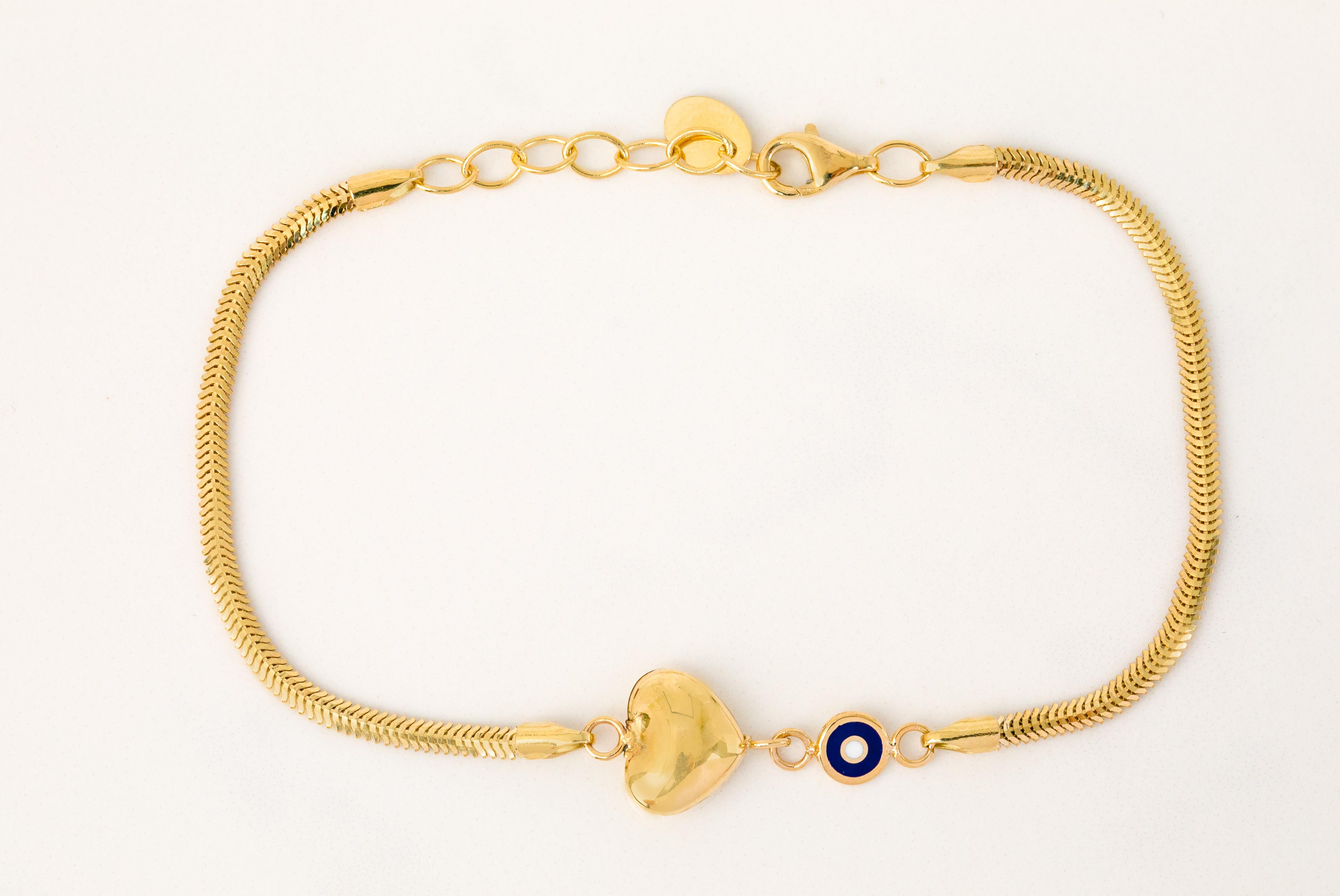 14k Gold Bracelet with Chain Bracelet, 14k Gold Enamel and Heart Symbol Bracelet For Sale 2