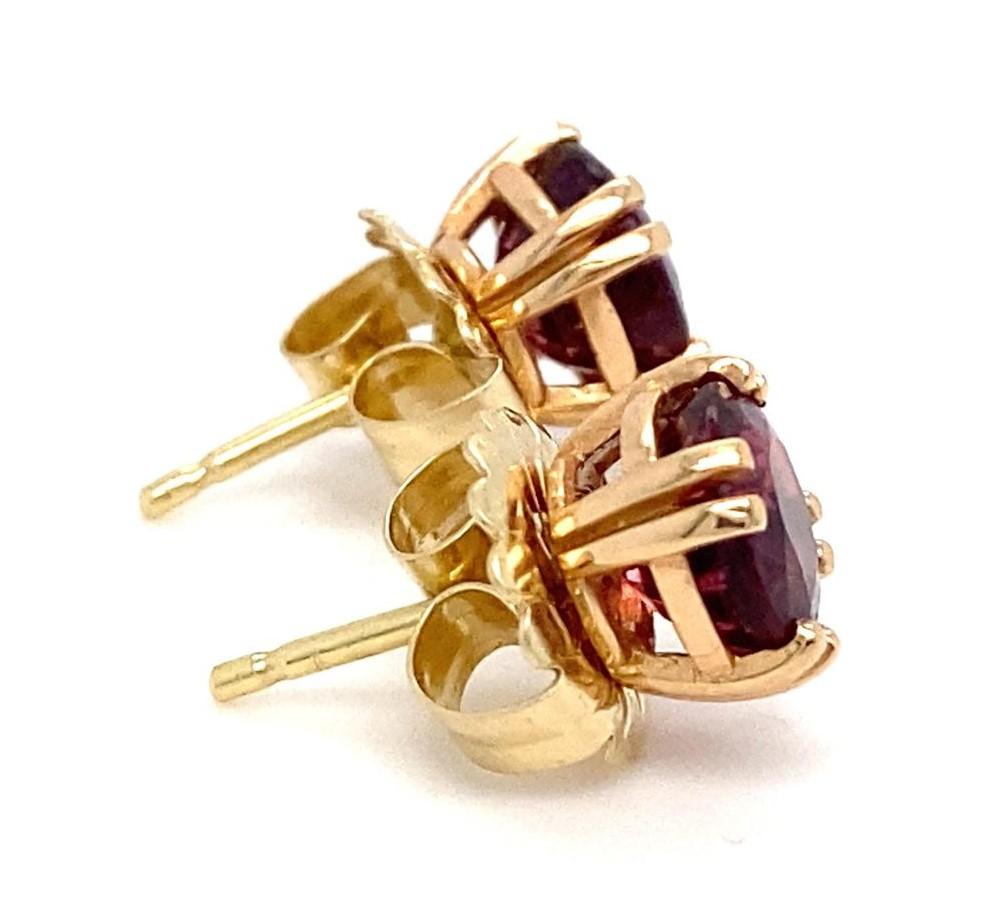 14k Gold & Brilliant Pink Tourmaline Stud Earrings, Screw Backs In Good Condition For Sale In Sherman Oaks, CA