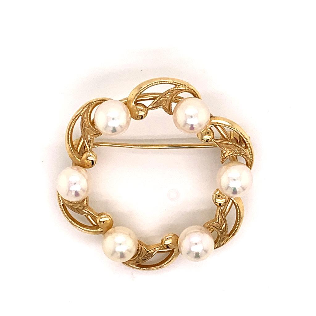 Round Cut Mikimoto Estate Brooch Pin with Pearls 14k Gold 7.83 Grams For Sale