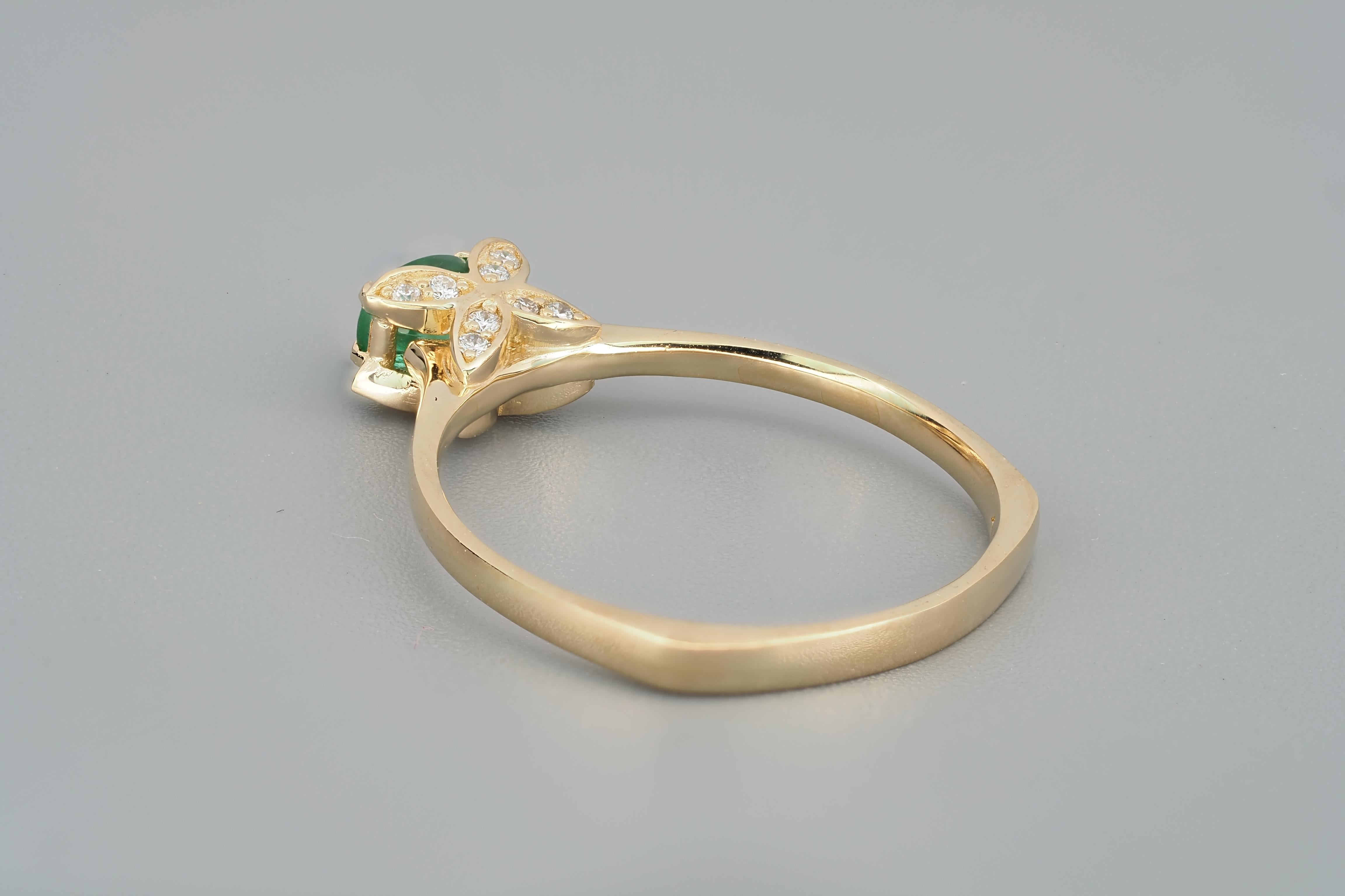 For Sale:  Emerald and Diamonds 14k gold ring. Buterfly gold ring! 12