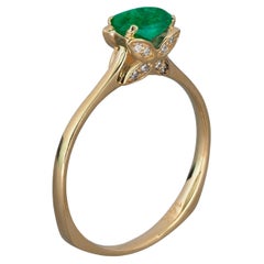 14k Gold Butterfly Ring with Emerald and Diamonds