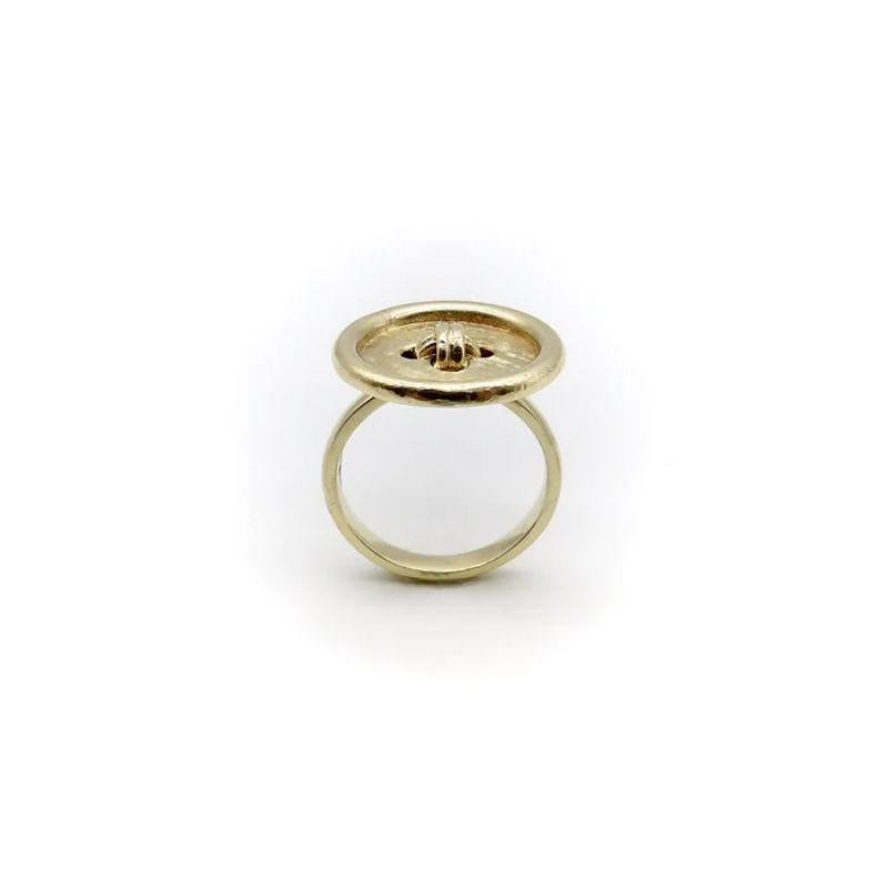 14K Gold Button Ring In Good Condition For Sale In Venice, CA