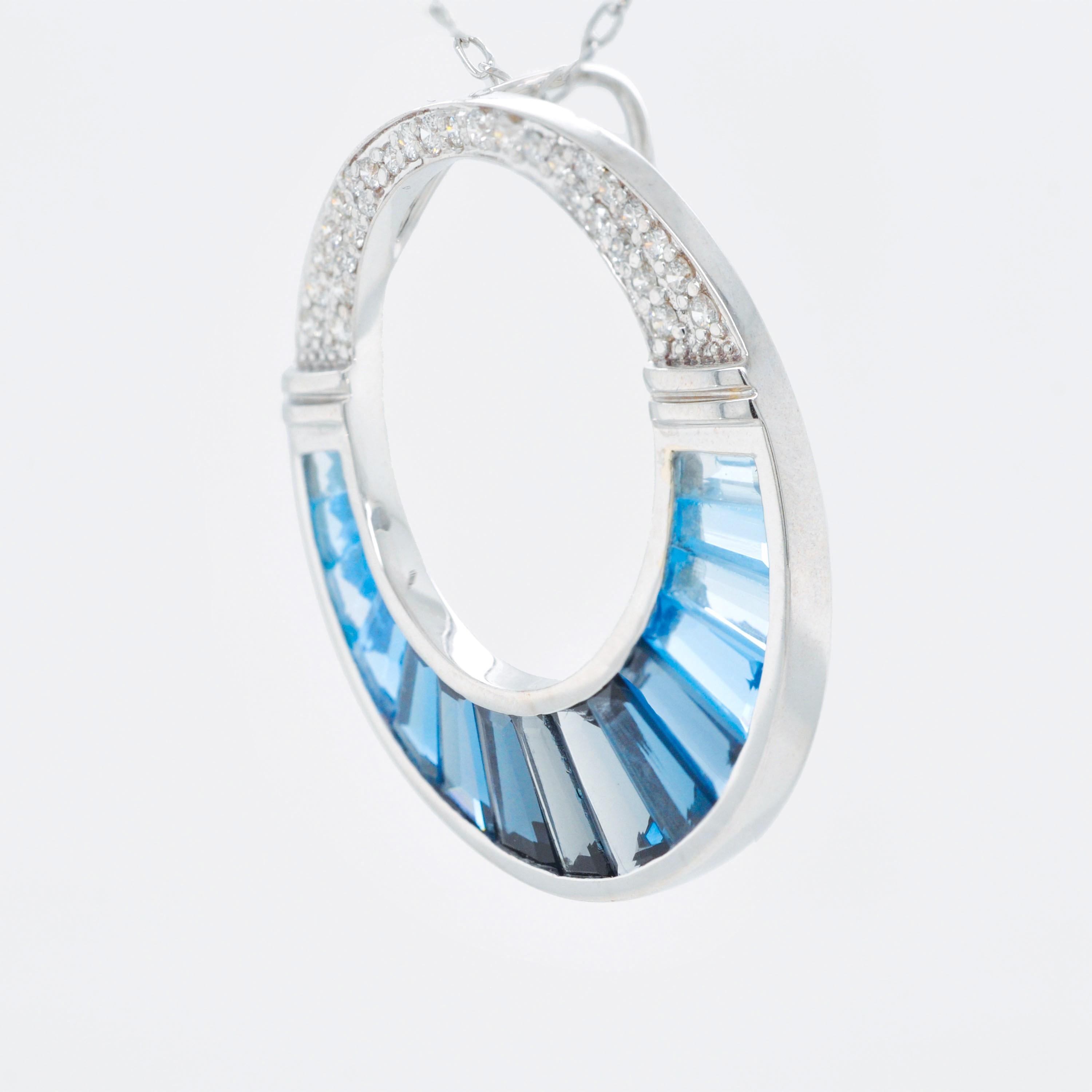 14K Gold Calibre Cut Gradient Blue Topaz Baguette Diamond Pendant Brooch im Angebot 4