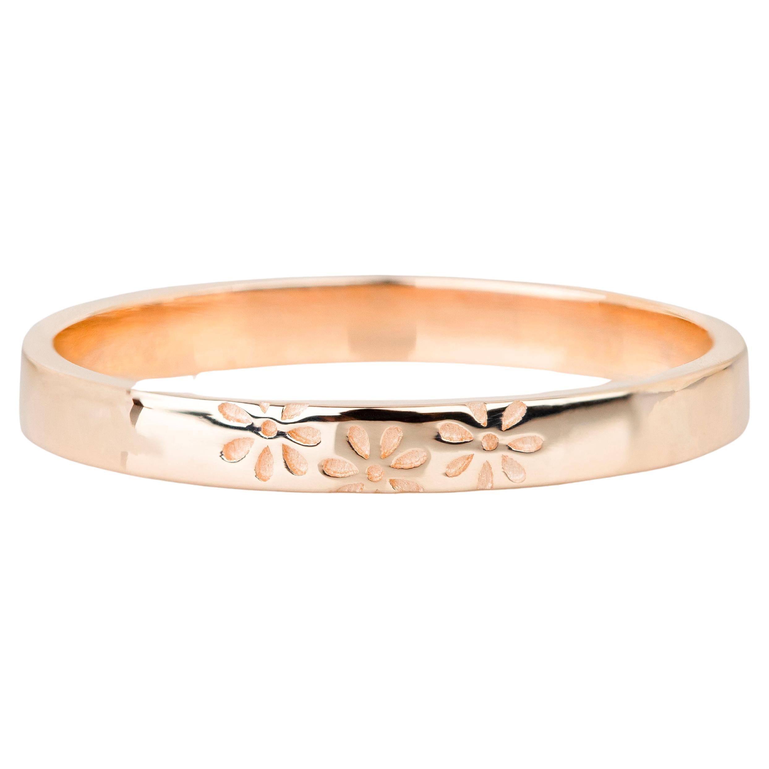 14K Gold Camomile Botanical Wedding Ring – Elegant Floral Design in the Botanica