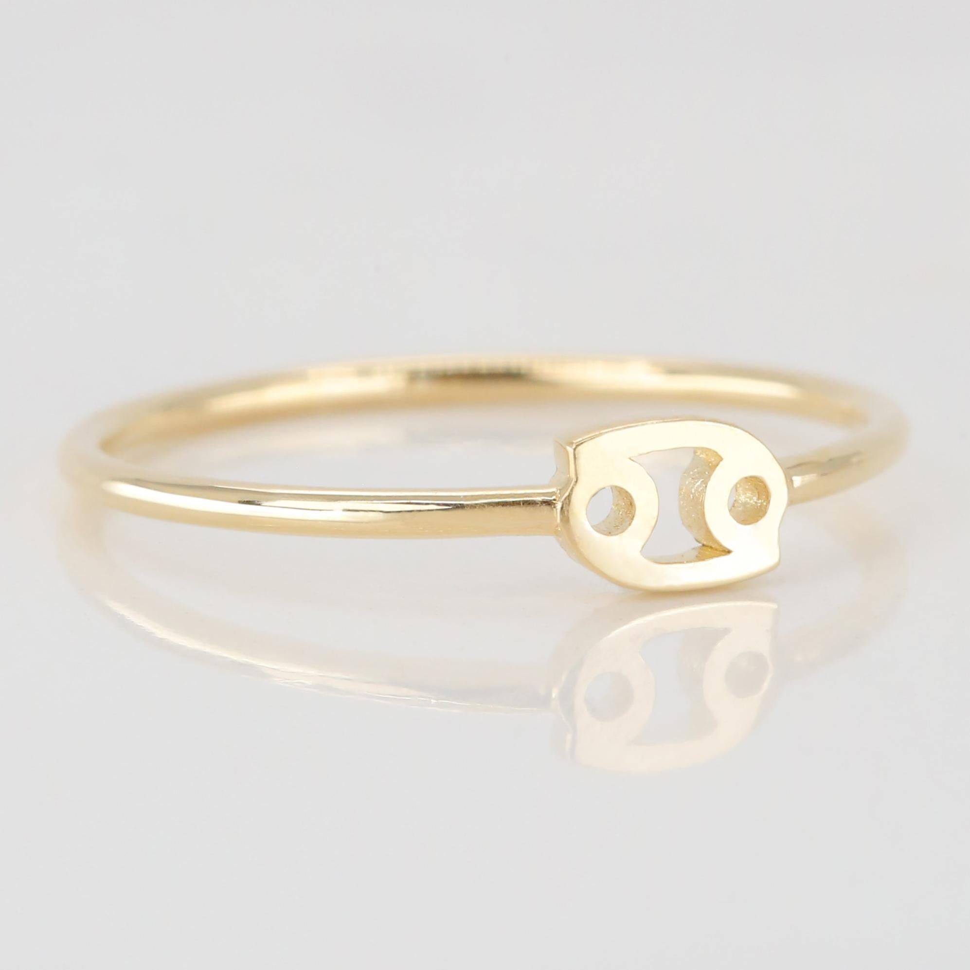 For Sale:  14K Gold Cancer Zodiac Ring, Cancer Sign Zodiac Ring 3