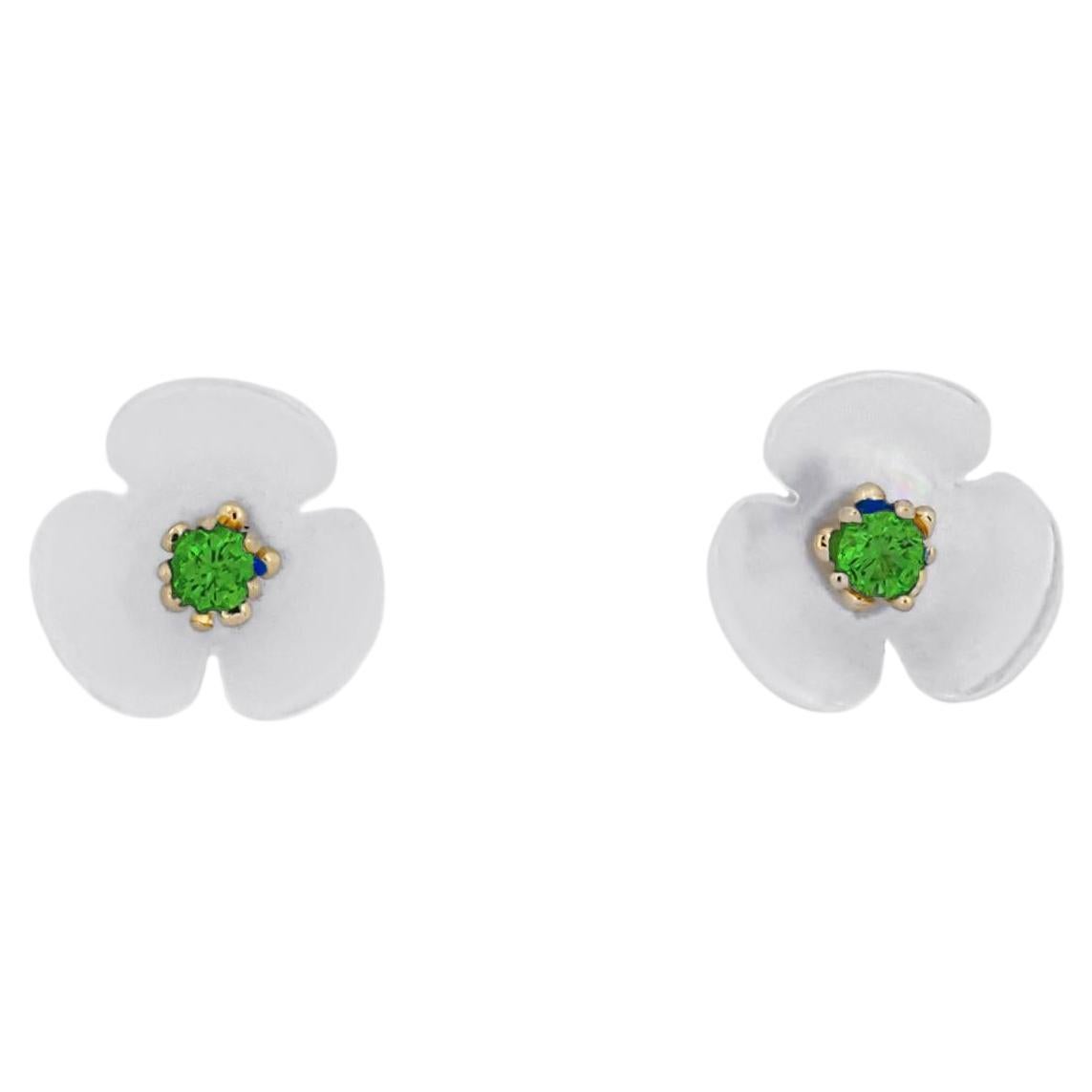 14k gold carved flower earrings studs.