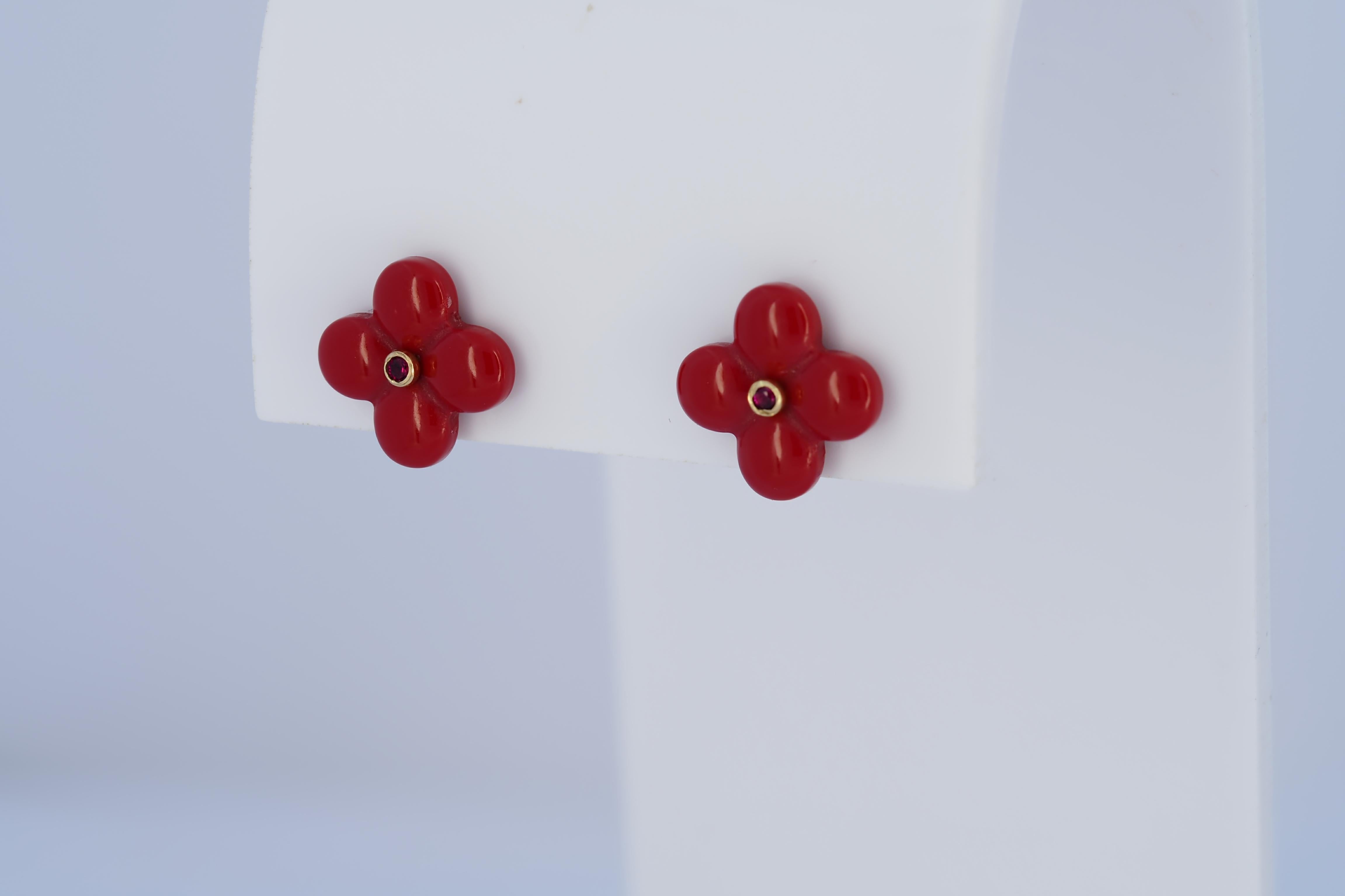 Round Cut 14k gold carved red coral of pearl flower earrings studs. For Sale