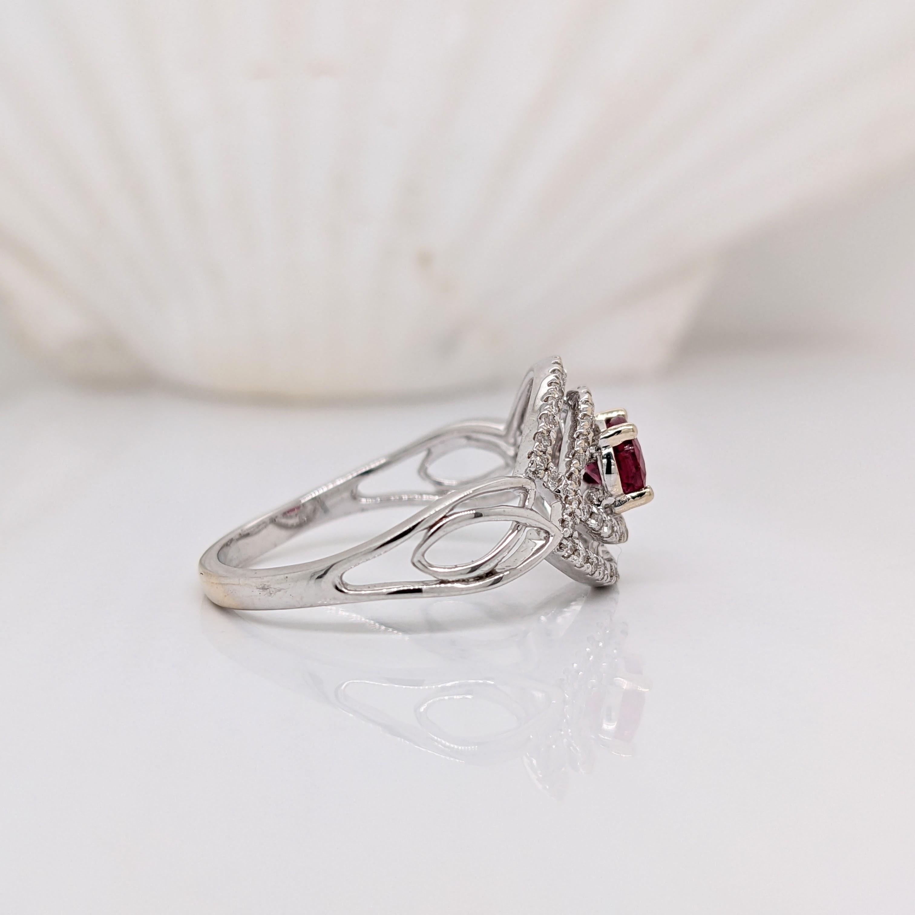 14K Gold keltisch inspiriert Mosambik Rubin und natürliche Diamanten Ring im Angebot 3