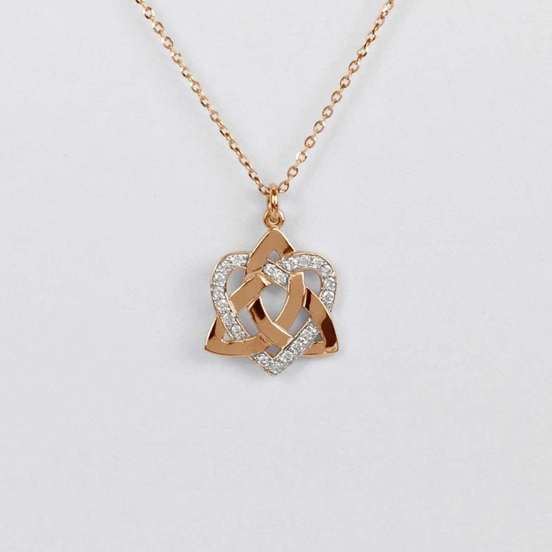 Taille ronde Collier Celtic Knot Irish Jewelry en or 14 carats en vente