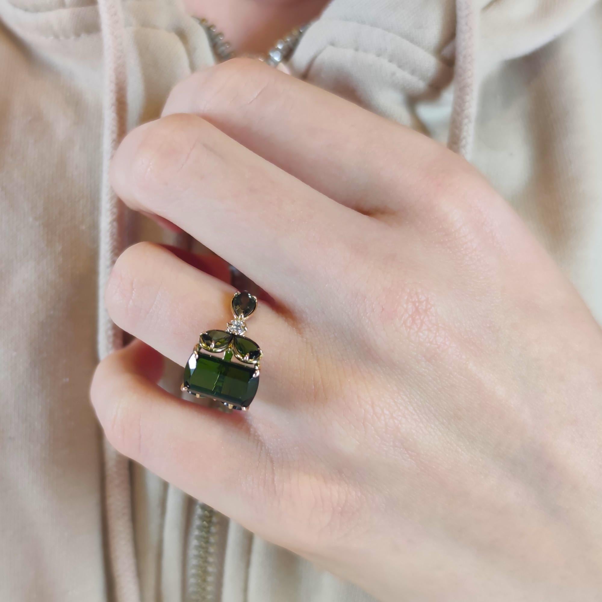 14K Gold Certified Green Tourmaline - Diamond Ring - Perfect Gift In New Condition For Sale In Sant Josep de sa Talaia, IB