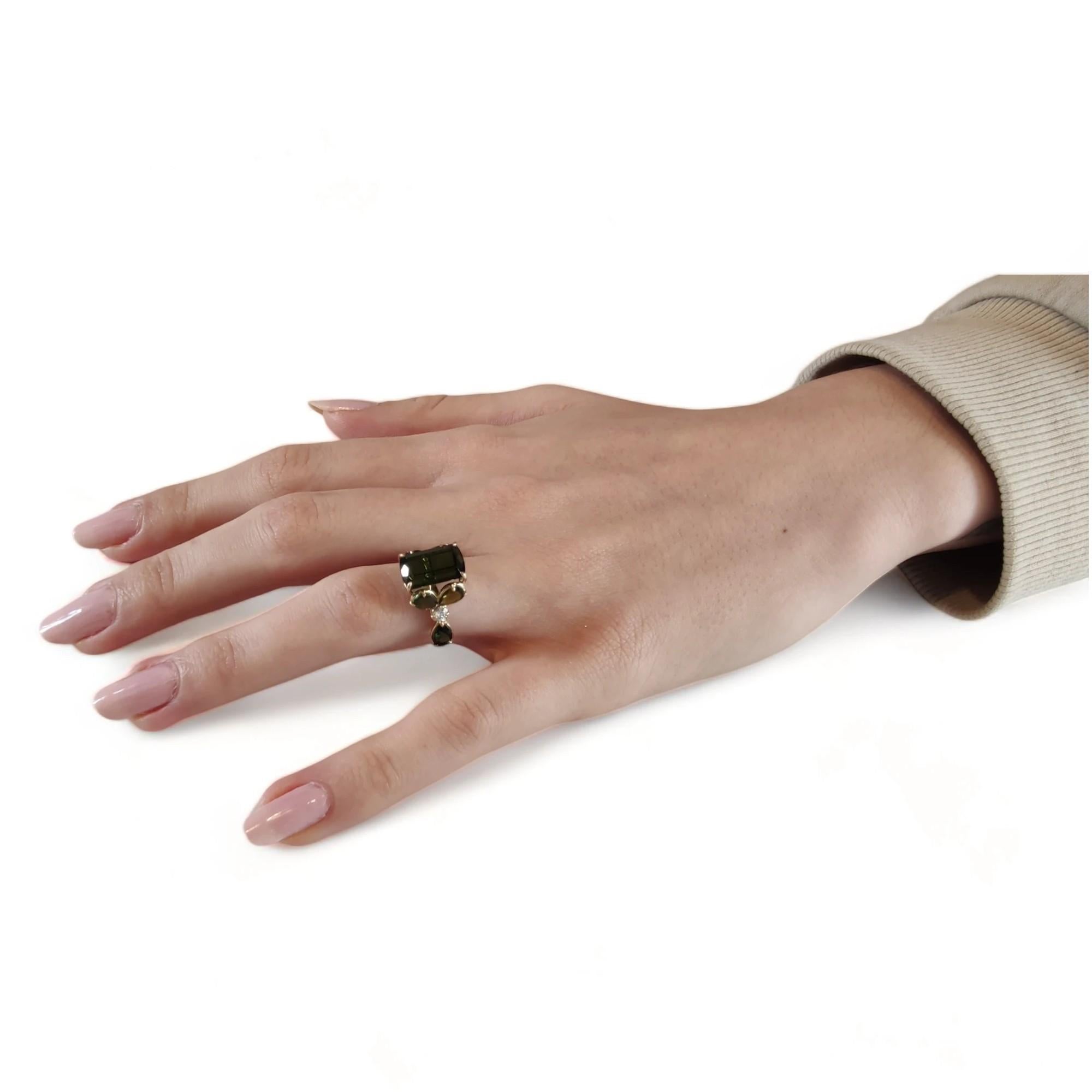 14K Gold Certified Green Tourmaline - Diamond Ring - Perfect Gift For Sale 1