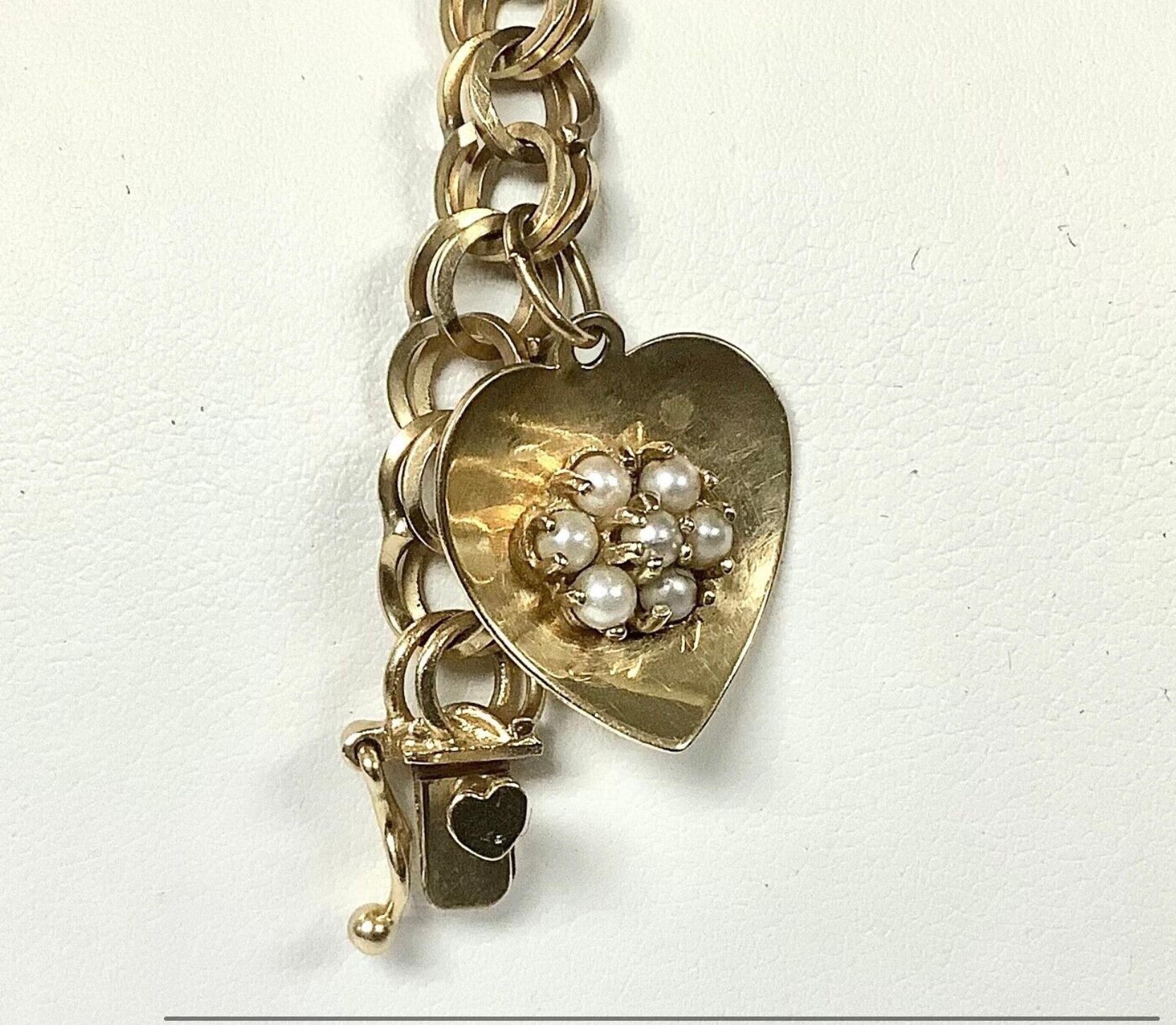 14 Karat Gold Kette Armband mit Herz und Perlen Charme (Moderne)