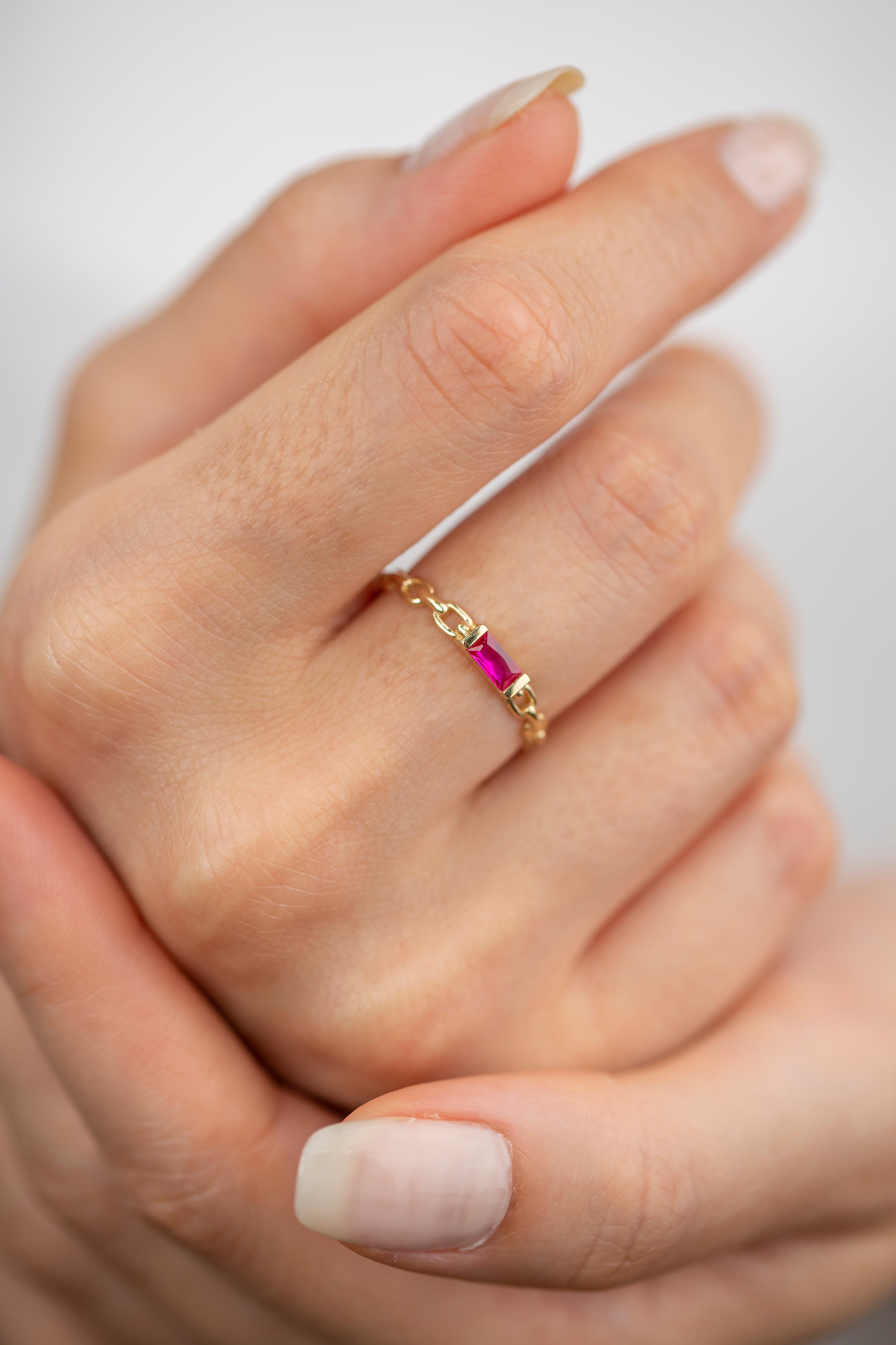 14K Gold Chain Link Ring with Pink Quartz 4