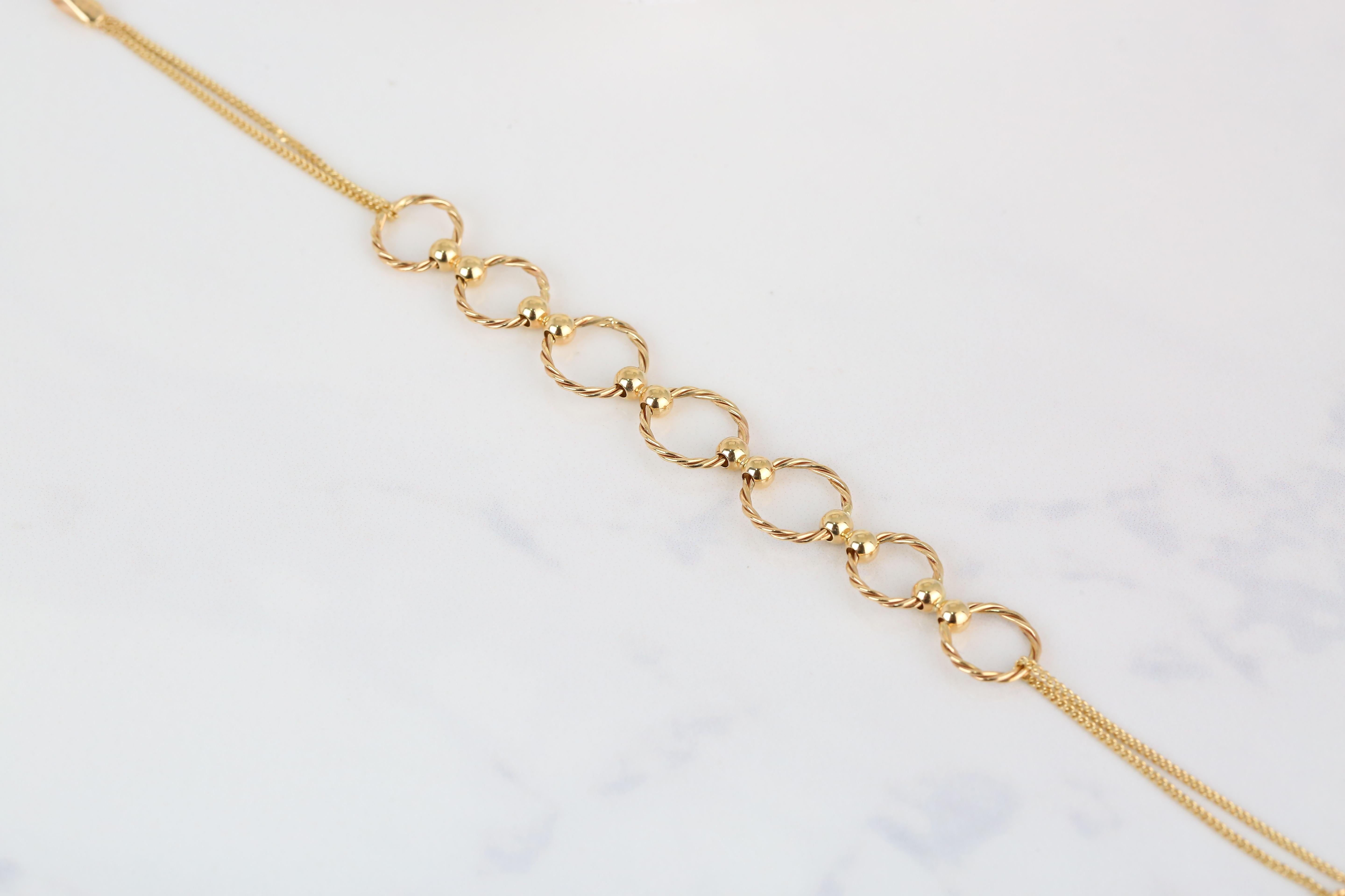 14K Gold Circle by Circle Charm Dainty Chain Bracelet For Sale 1