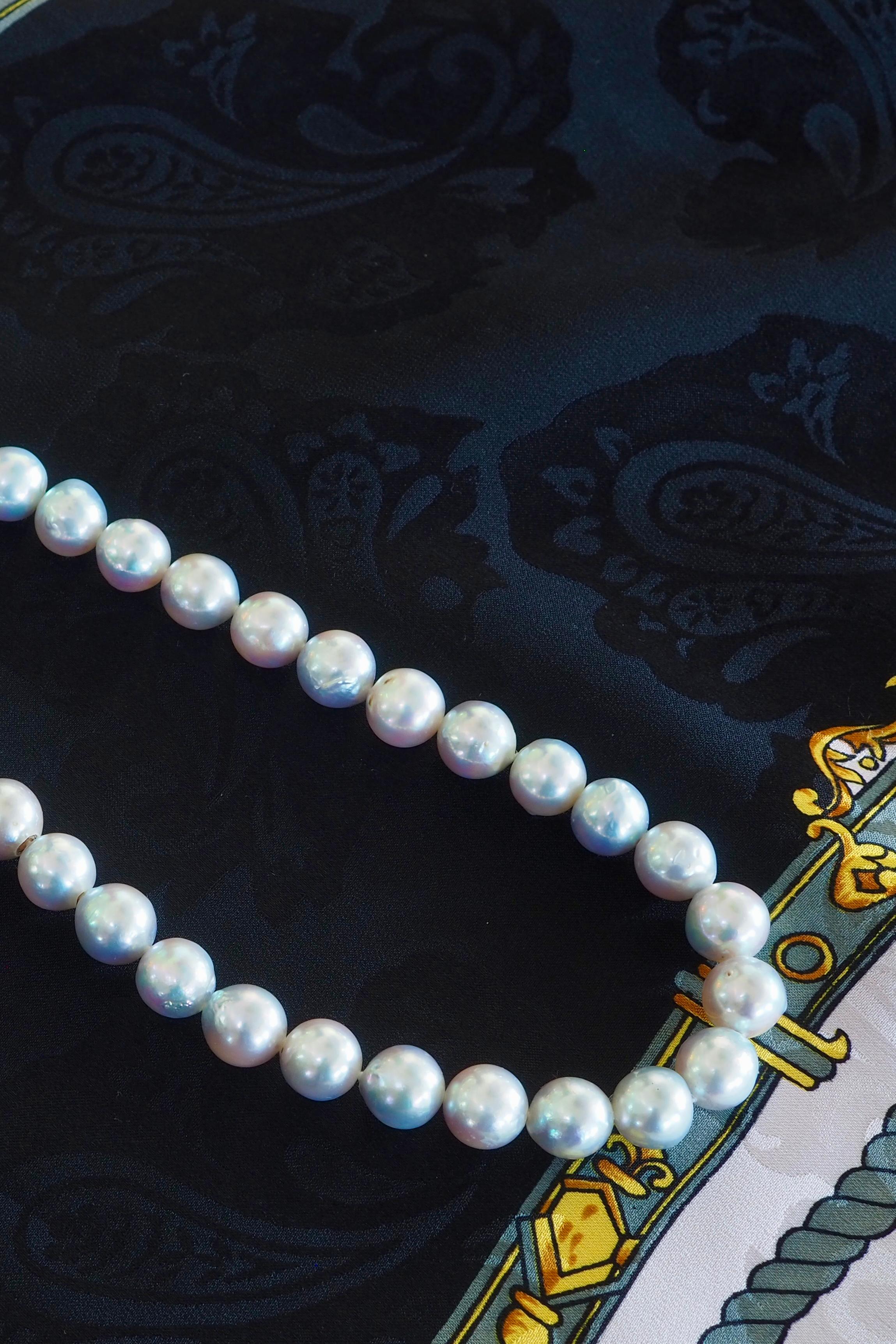 Collar de perlas de mar grises metálicas de 9 mm con cierre de oro de 14 quilates, 17 pulgadas en venta 5