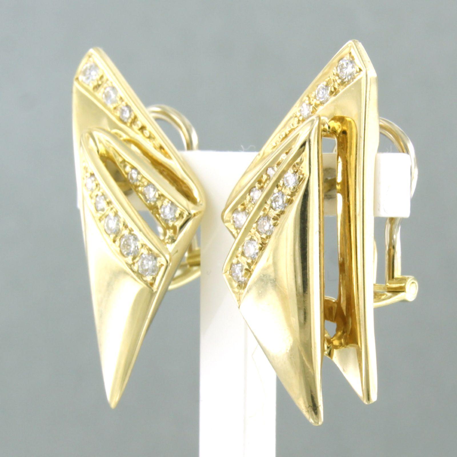 Boucles d'oreilles clips en or 14k avec diamants taille brillant jusqu'à 0,35ct 8,0 grammes Excellent état - En vente à The Hague, ZH
