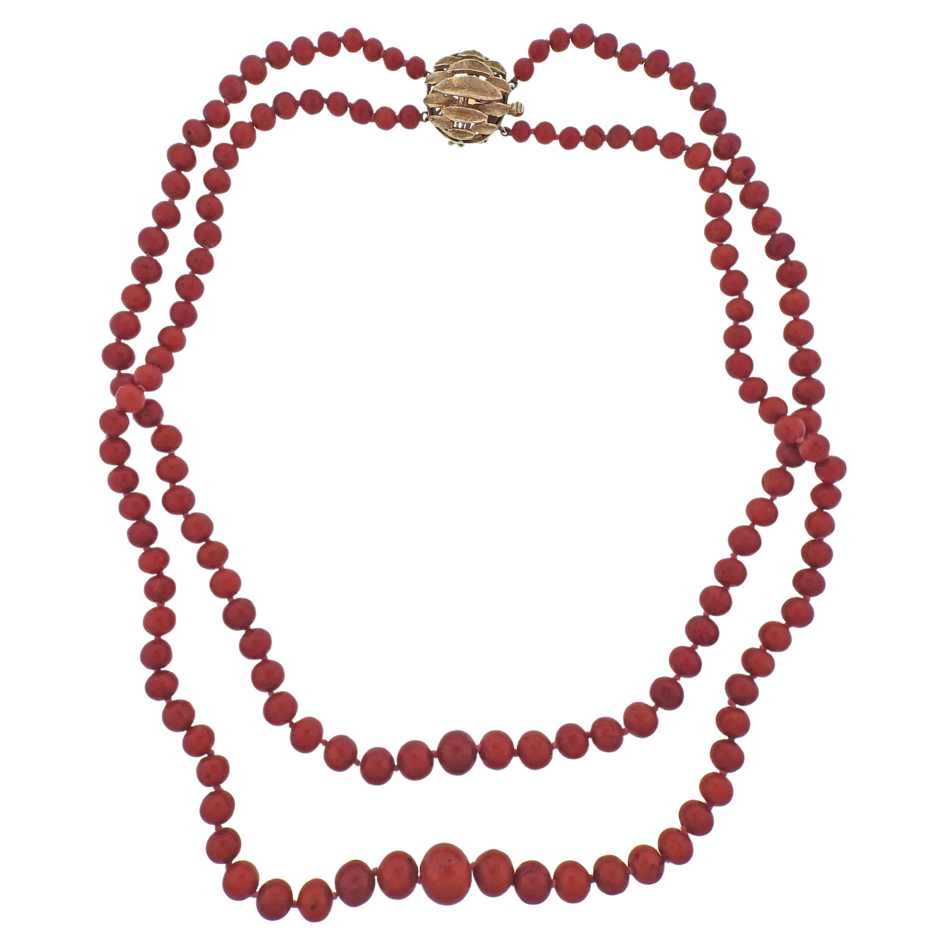 14k Gold Coral Bead Necklace For Sale