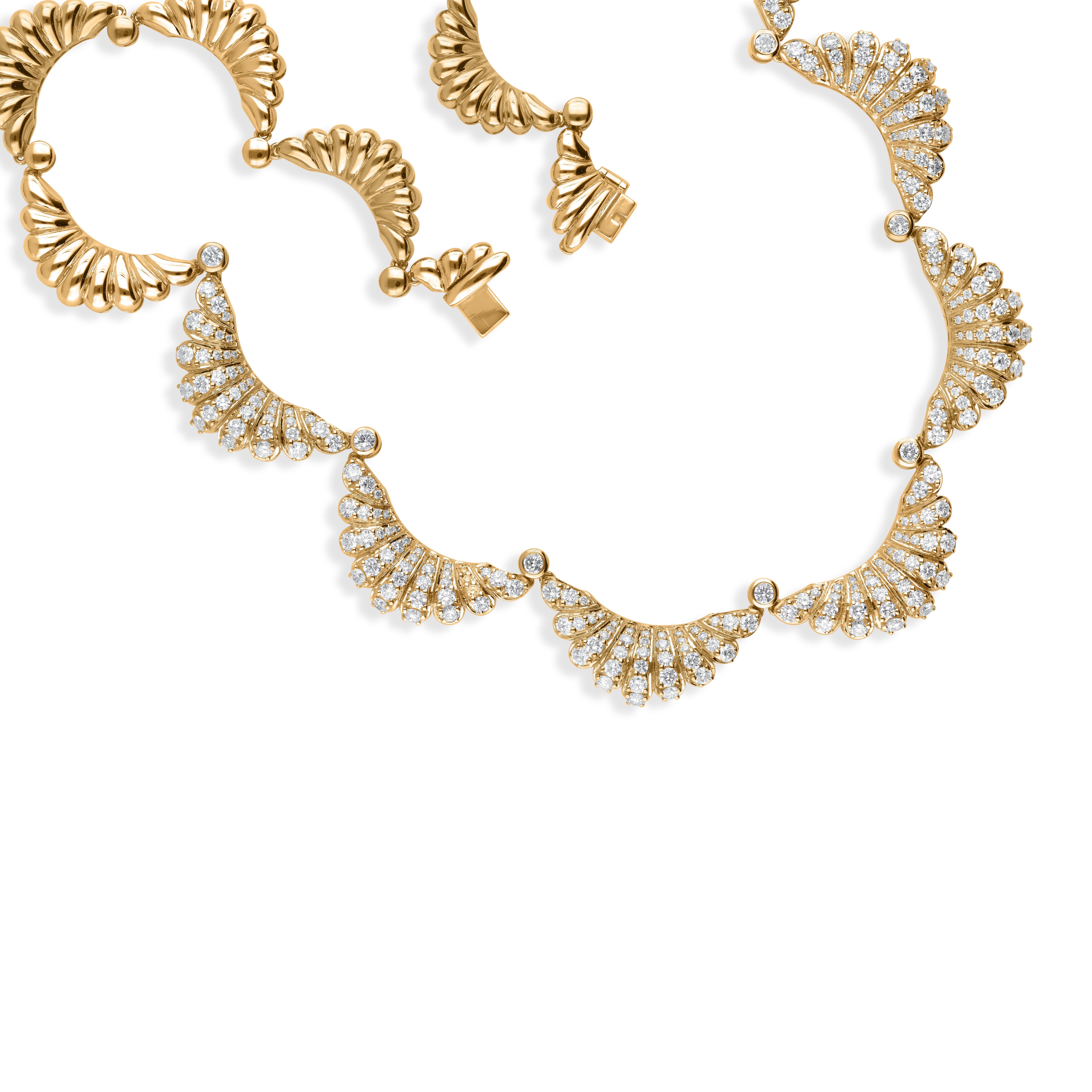 Collana girocollo con diamanti in oro 14K Croissant 6.96Ct Regalo per la nonna Tutta la tariffa pagata in vendita 1