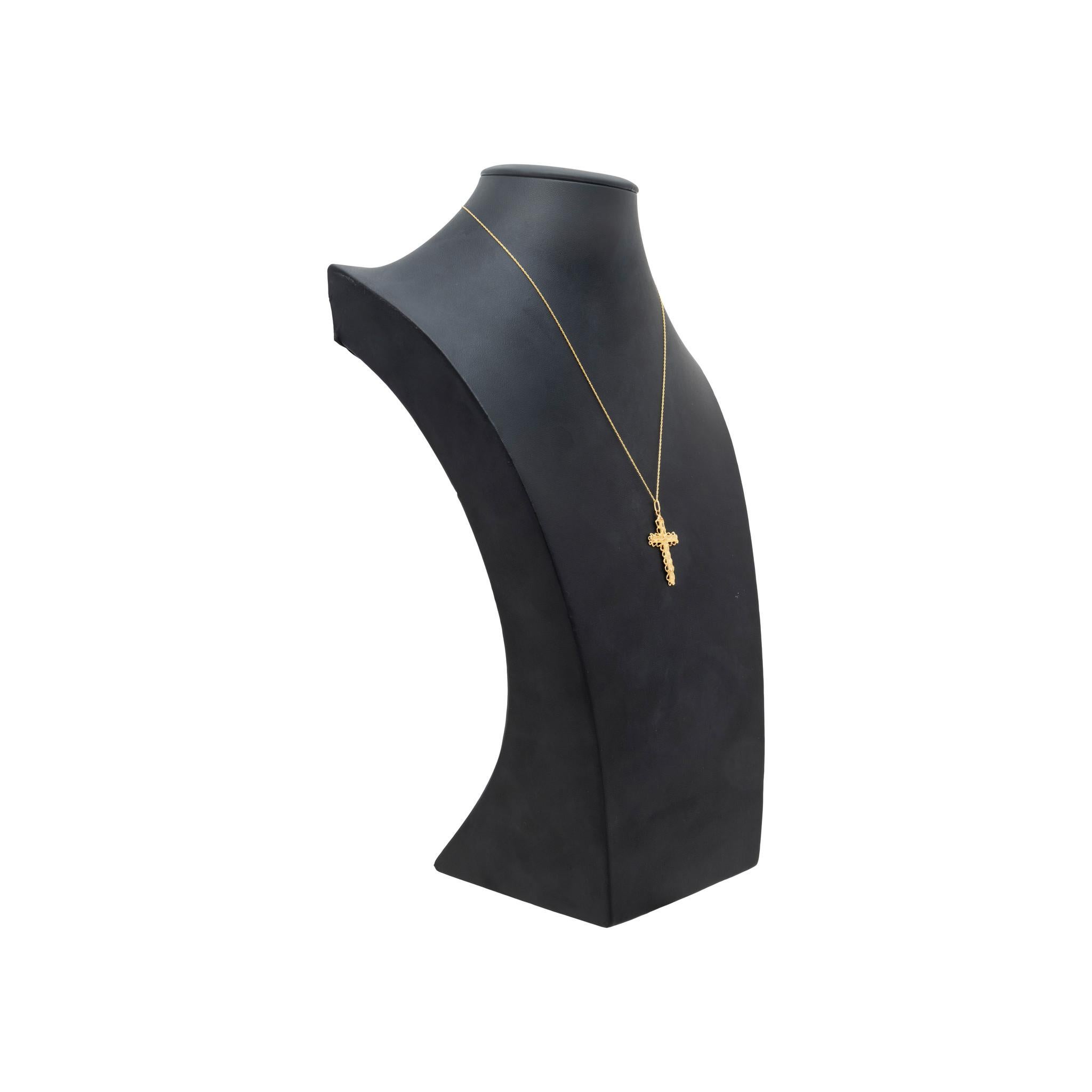 14K Gold Kreuz-Halskette mit Kette im Zustand „Gut“ in Coeur d Alene, ID