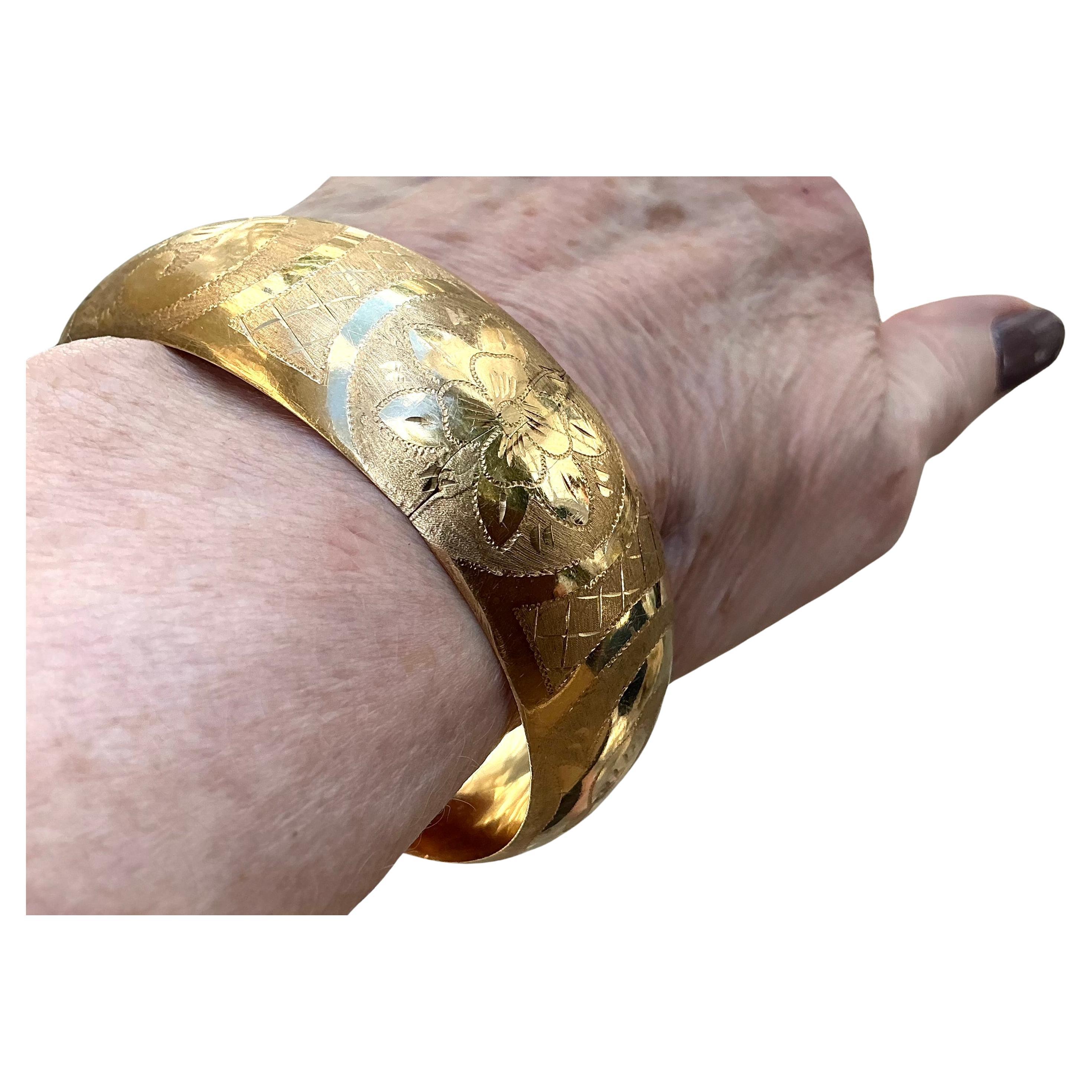 14K Gold  Cuff Bracelet Unisexe en vente