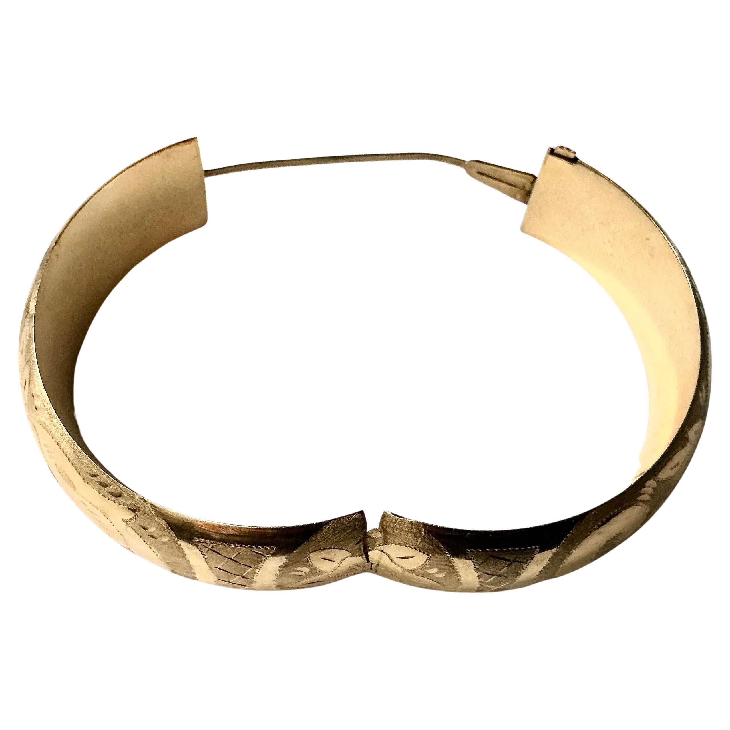 14K Gold  Cuff Bracelet en vente 1