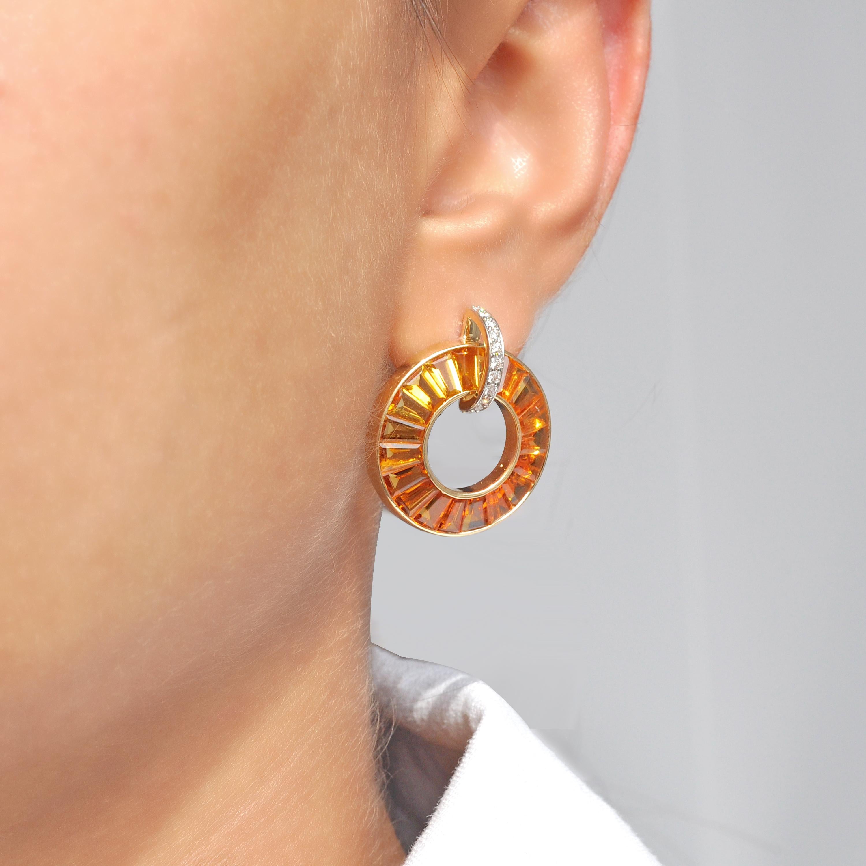 Clous d'oreilles en or 14 carats, avec citrine, baguettes et diamants, taillés sur mesure en vente 7