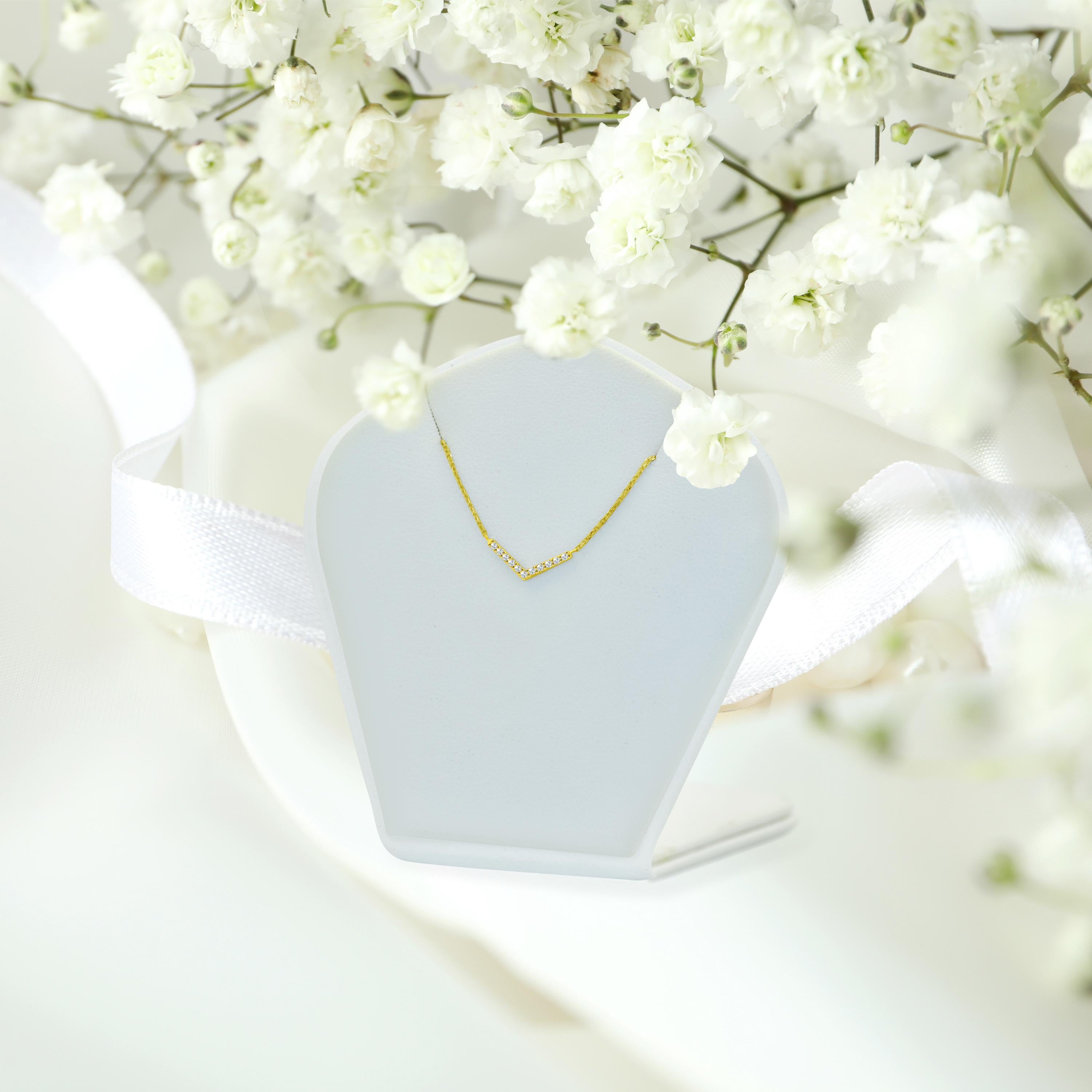 Collier en or 14 carats pavé de diamants « Dainty Pave », cadeau de Valentin moderne et minimaliste Neuf - En vente à Bangkok, TH