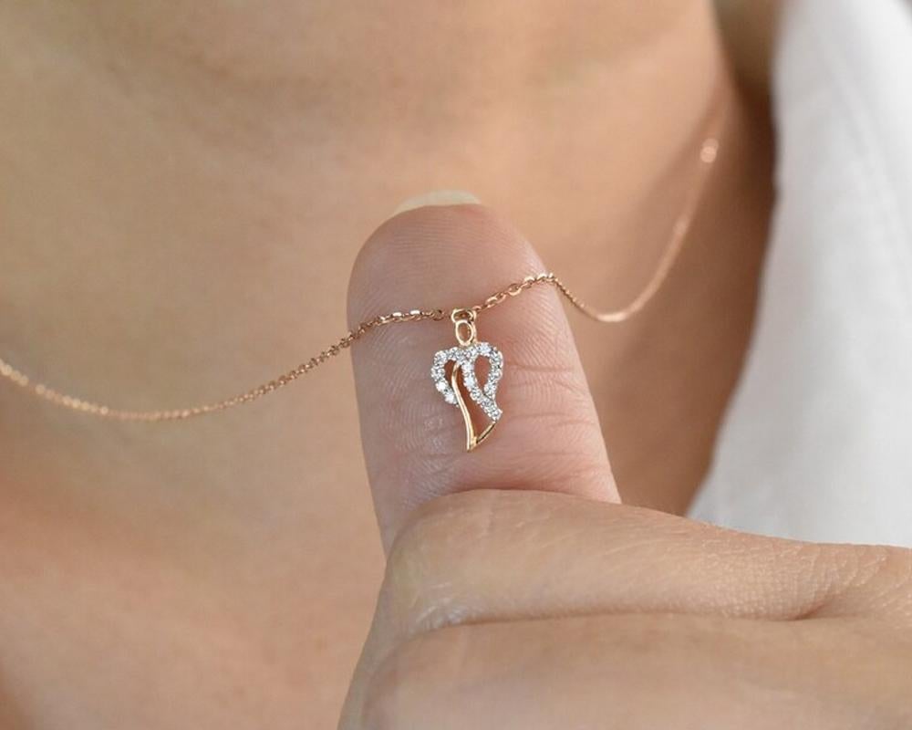 14k Gold Diamond Angle Necklace Minimalist Heart Guardian Angel Necklace In New Condition For Sale In Bangkok, TH