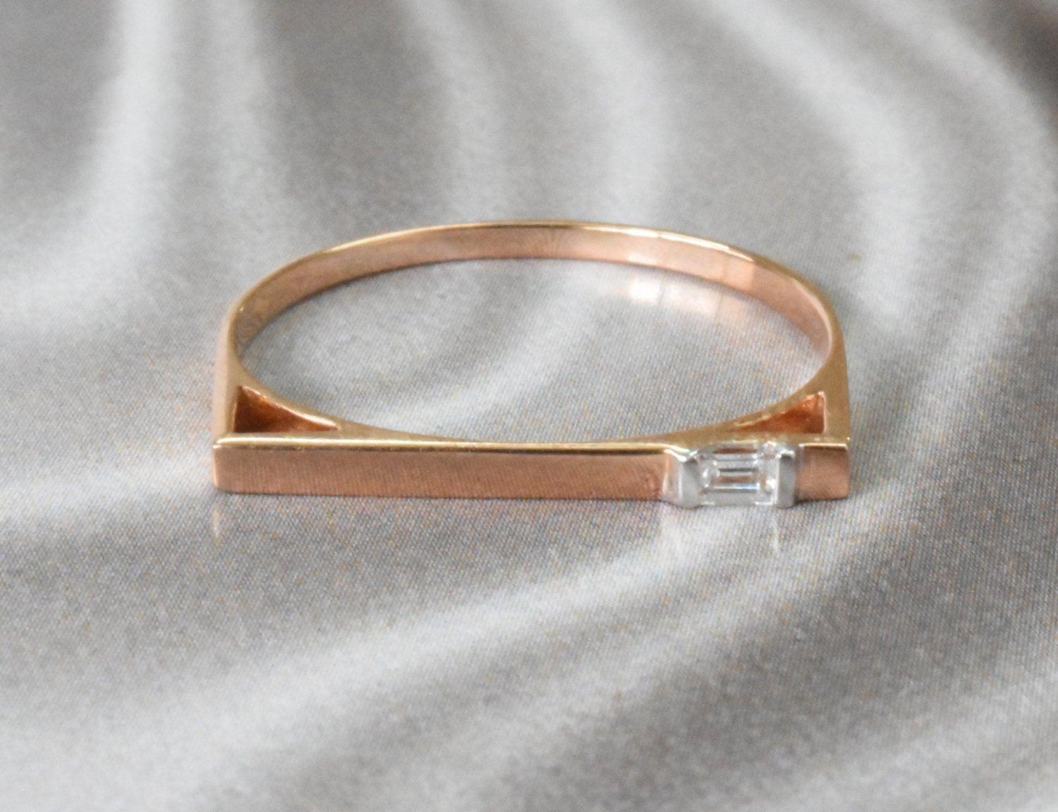 For Sale:  14k Gold Diamond Baguette Baguette Diamond Minimalist Bar Ring 6