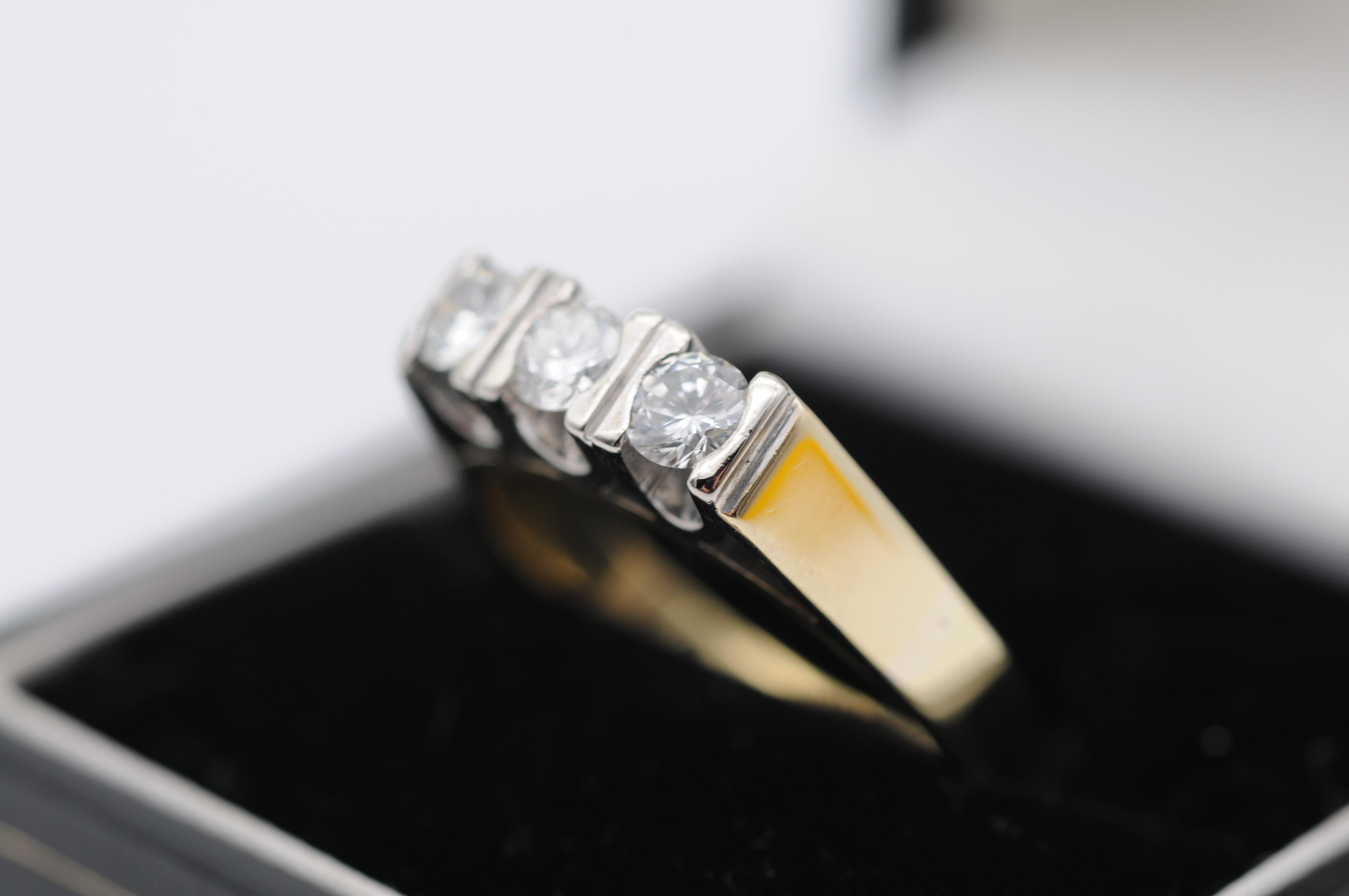 Brilliant Cut 14k Gold Diamond Band Ring of 0.60 Carat For Sale