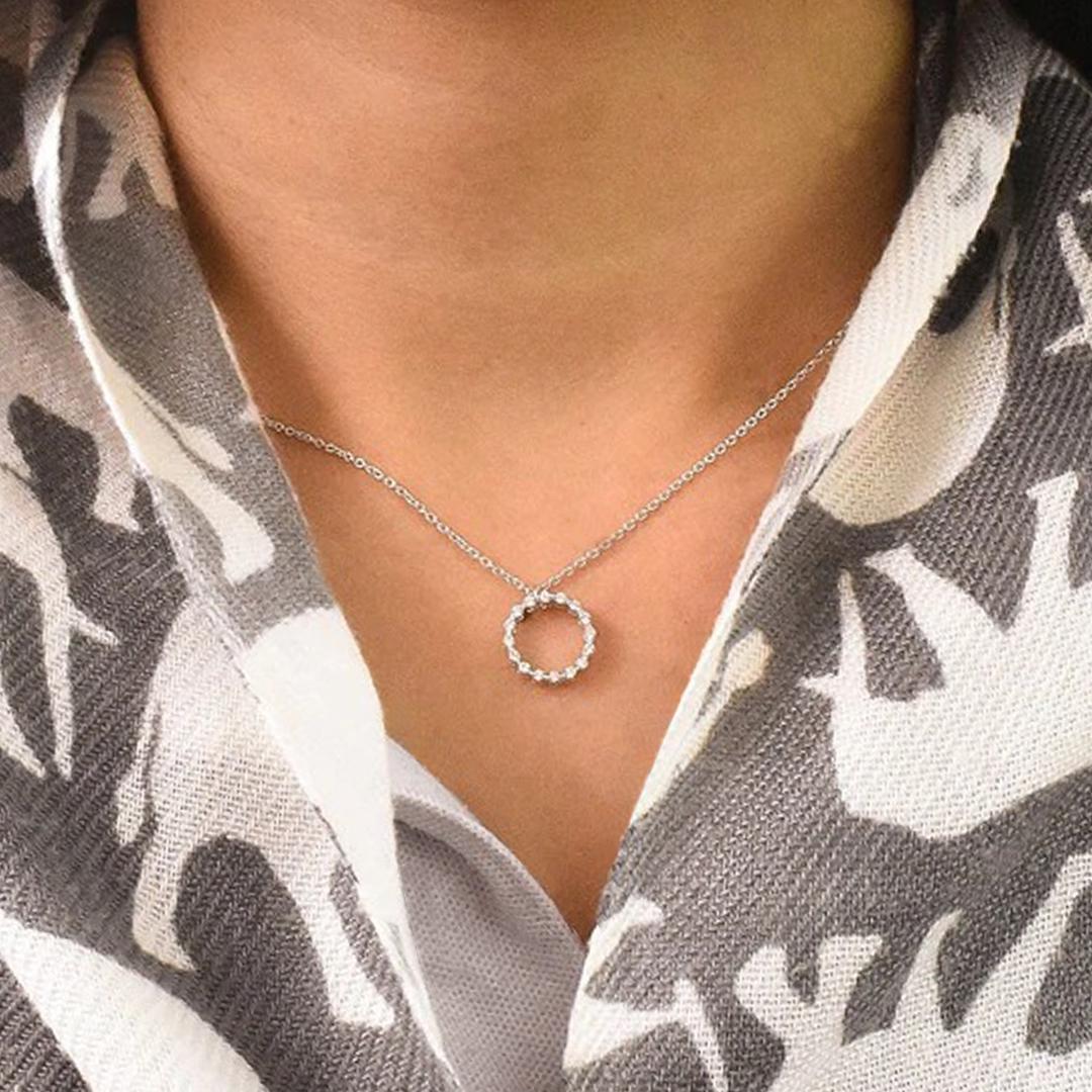 14k Gold Diamond Circle Necklace Diamond Karma Necklace Circle Pendant In New Condition For Sale In Bangkok, TH