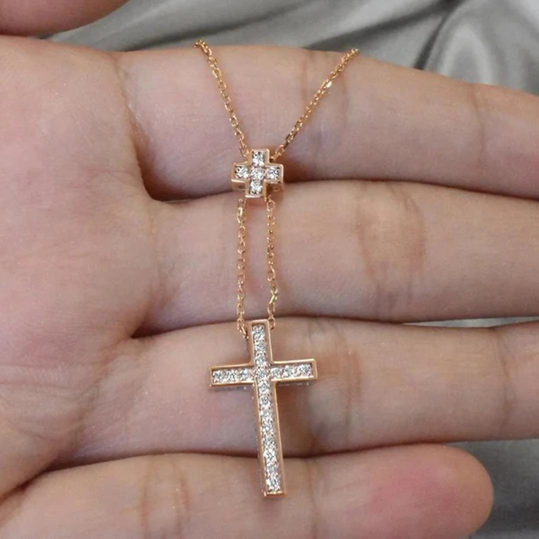 Collier croix en or 14 carats et diamants Lariat Collier croix en diamant Neuf - En vente à Bangkok, TH